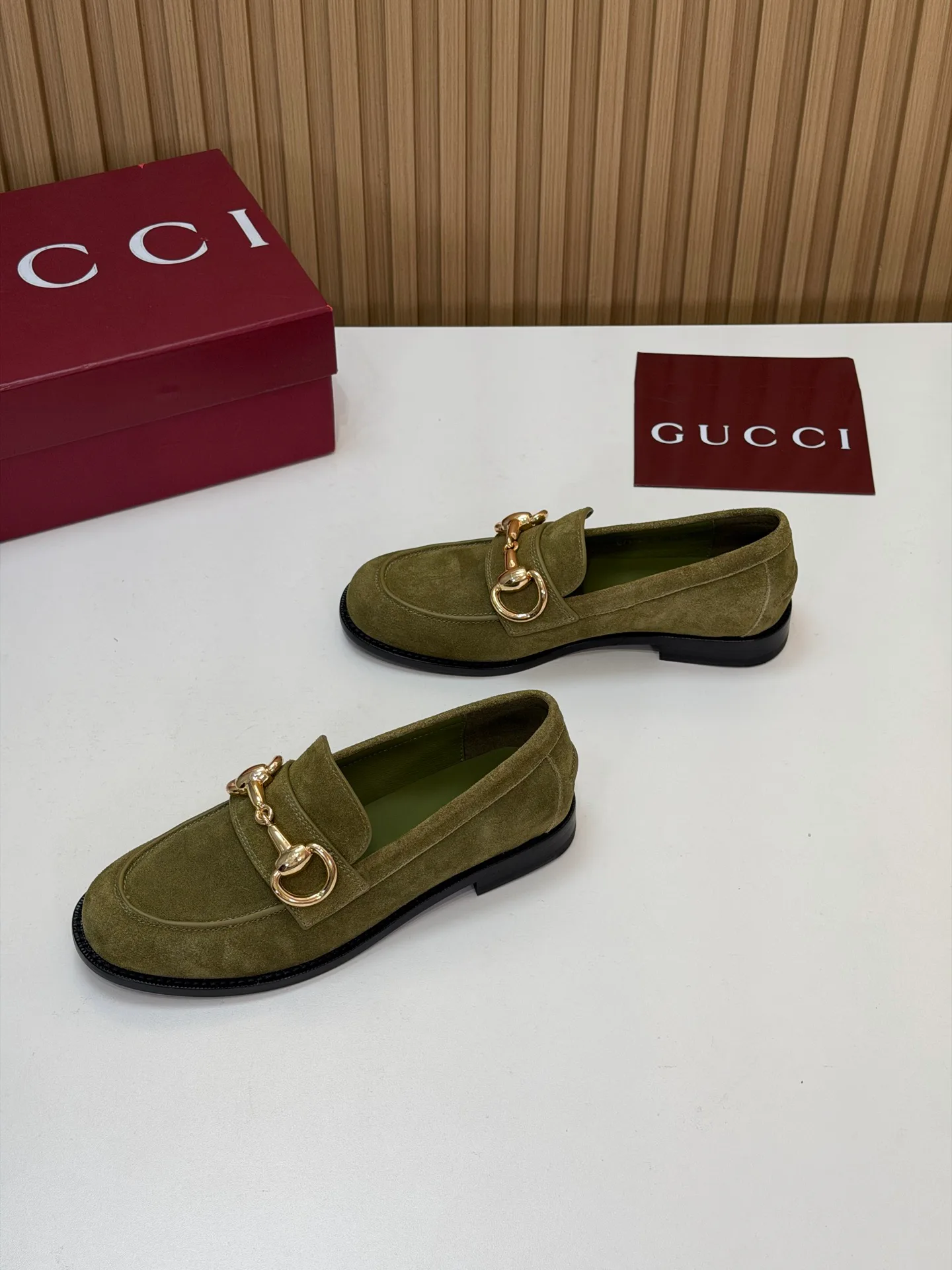 Women's Loafers And Moccasins GUCCI 18152956