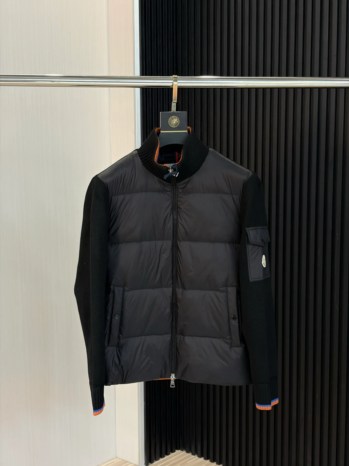 Men's Jackets And Down Jackets MONCLER 18218455