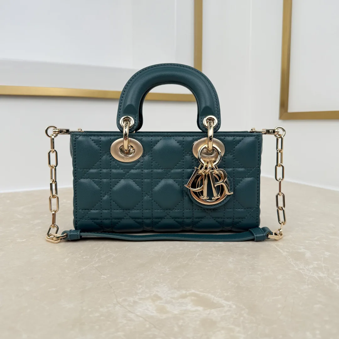 Women's Classic Handbags CHRISTIAN DIOR 18242050