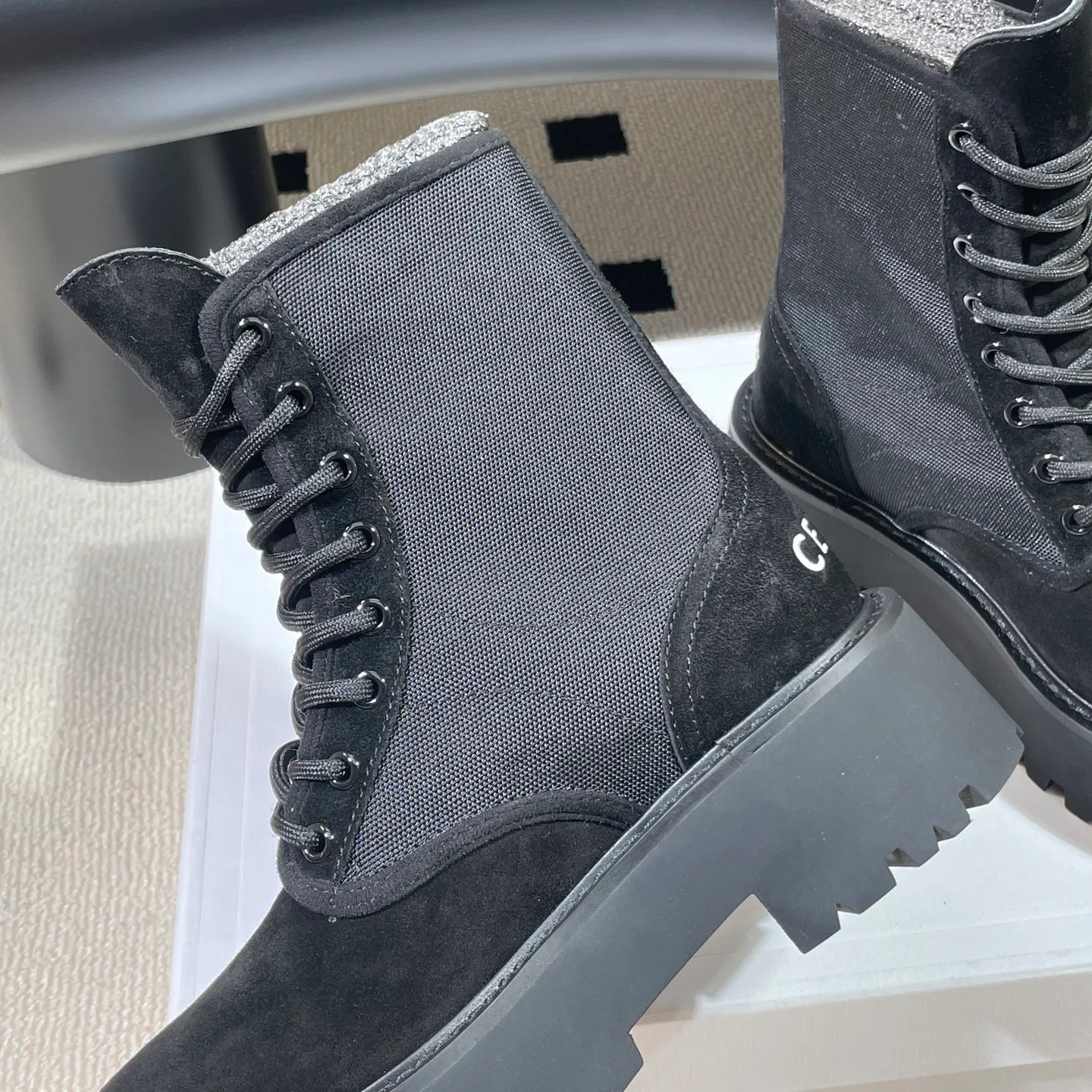 Women's Ankle Boots CELINE 18041608