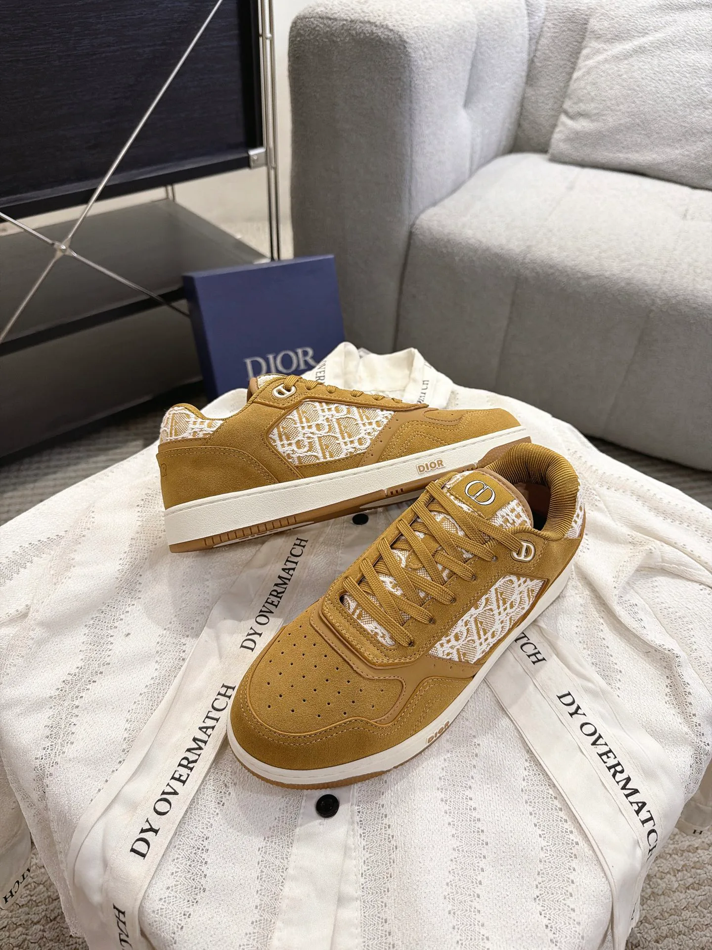 Women's Sneakers CHRISTIAN DIOR 18233146