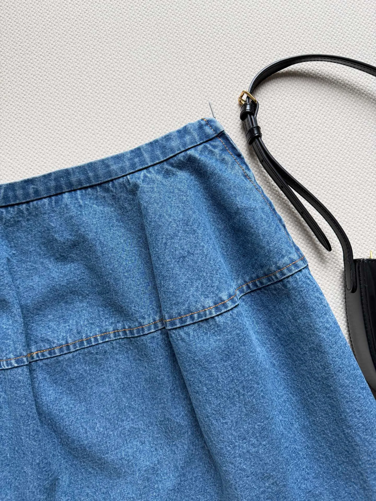 Women's Skirts LOEWE 17675915