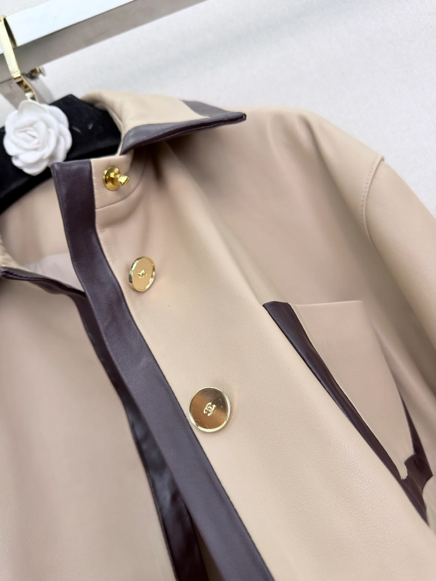 Women's Leather Jackets And Sheepskin Coats CHANEL 17288279