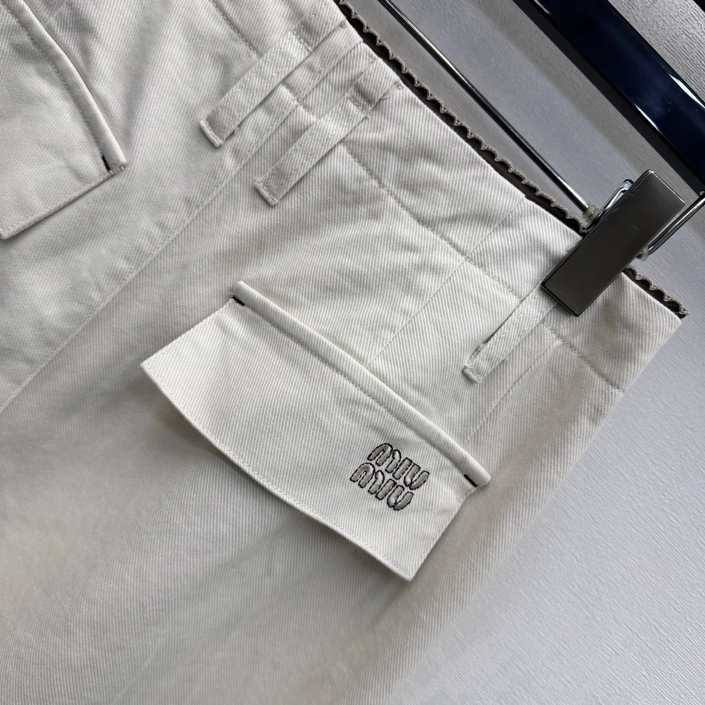 Women's Trousers MIU MIU 18510271