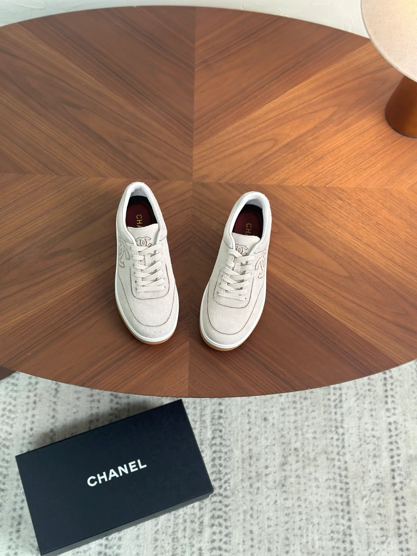 Women's Sneakers CHANEL 18329930