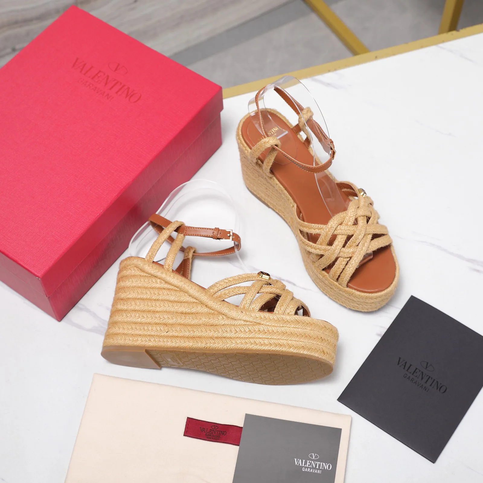 Women's Open-Toe Sandals VALENTINO 18346926