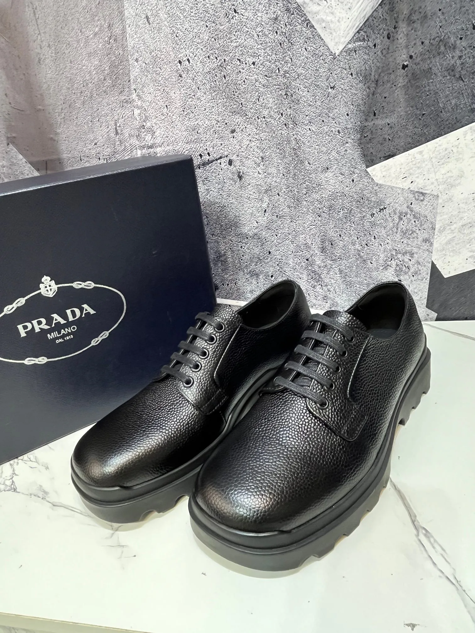 Men's Loafers And Dress Shoes PRADA 19570762