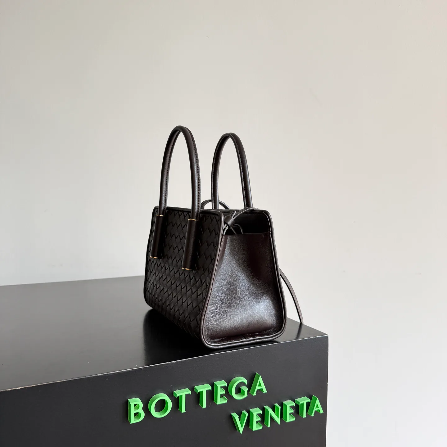 Классические Сумки Женские Bottega Veneta 18619503