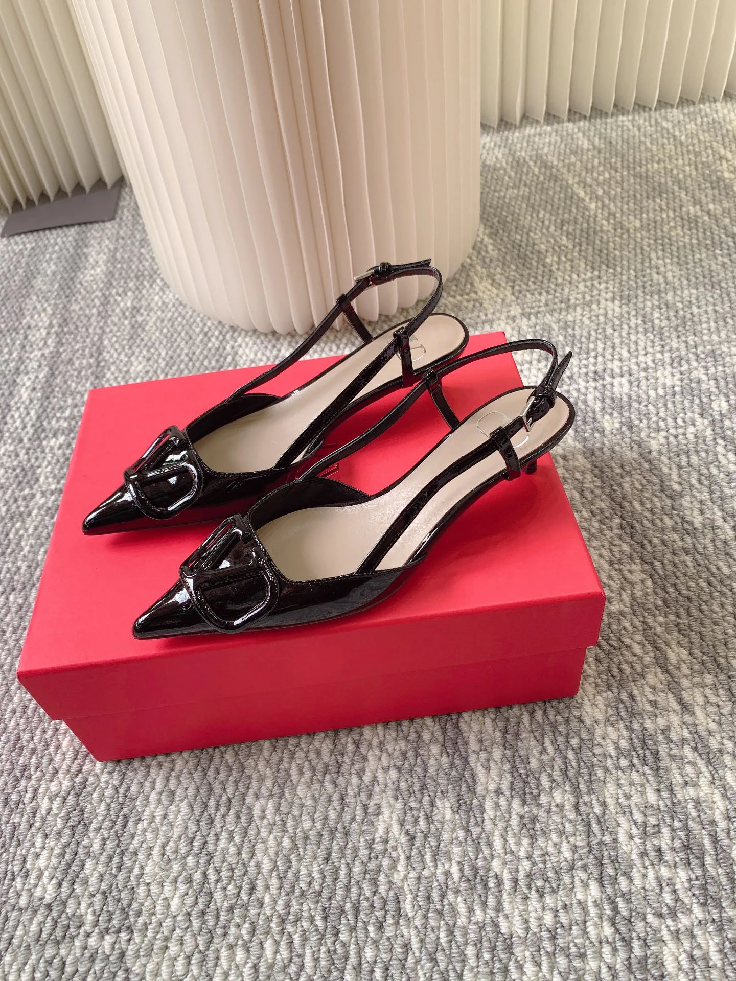 Women's Heels VALENTINO 17963098