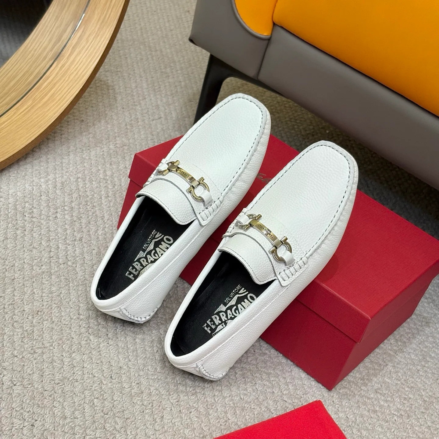 Men's Loafers And Dress Shoes SALVATORE FERRAGAMO 17119413