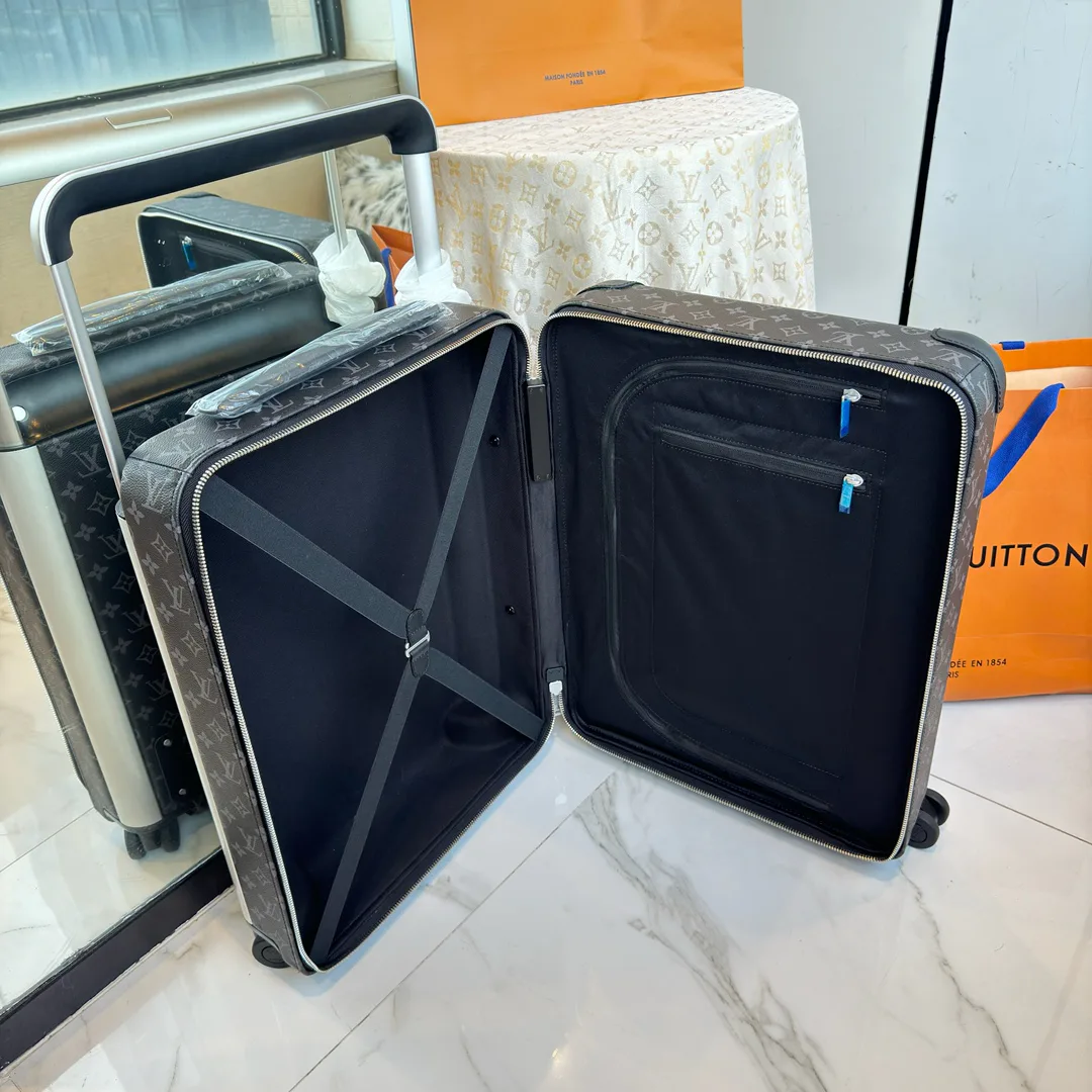 Suitcases LOUIS VUITTON 17675221