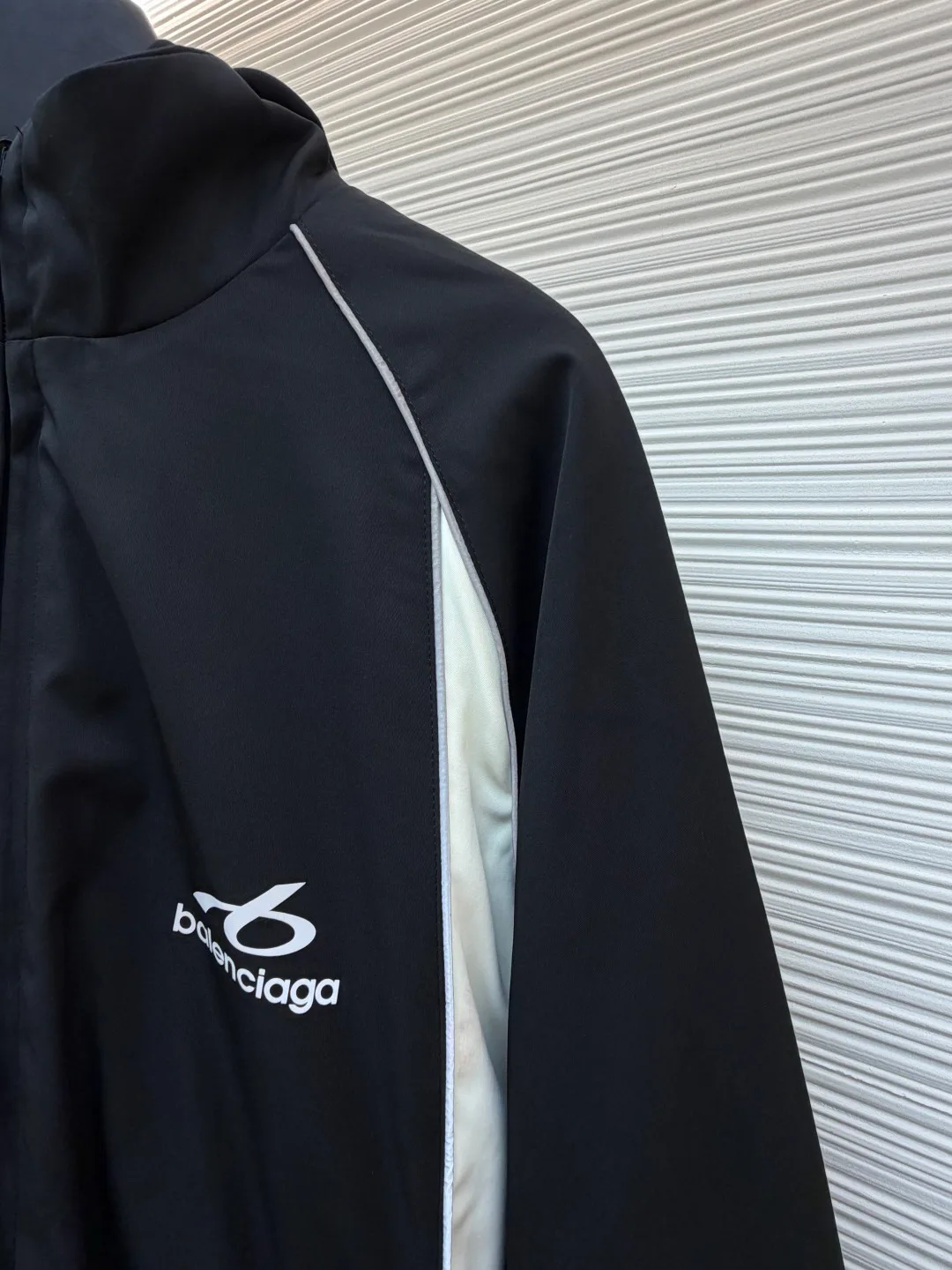 Men's Sweatshirts And Hoodies BALENCIAGA 18513781