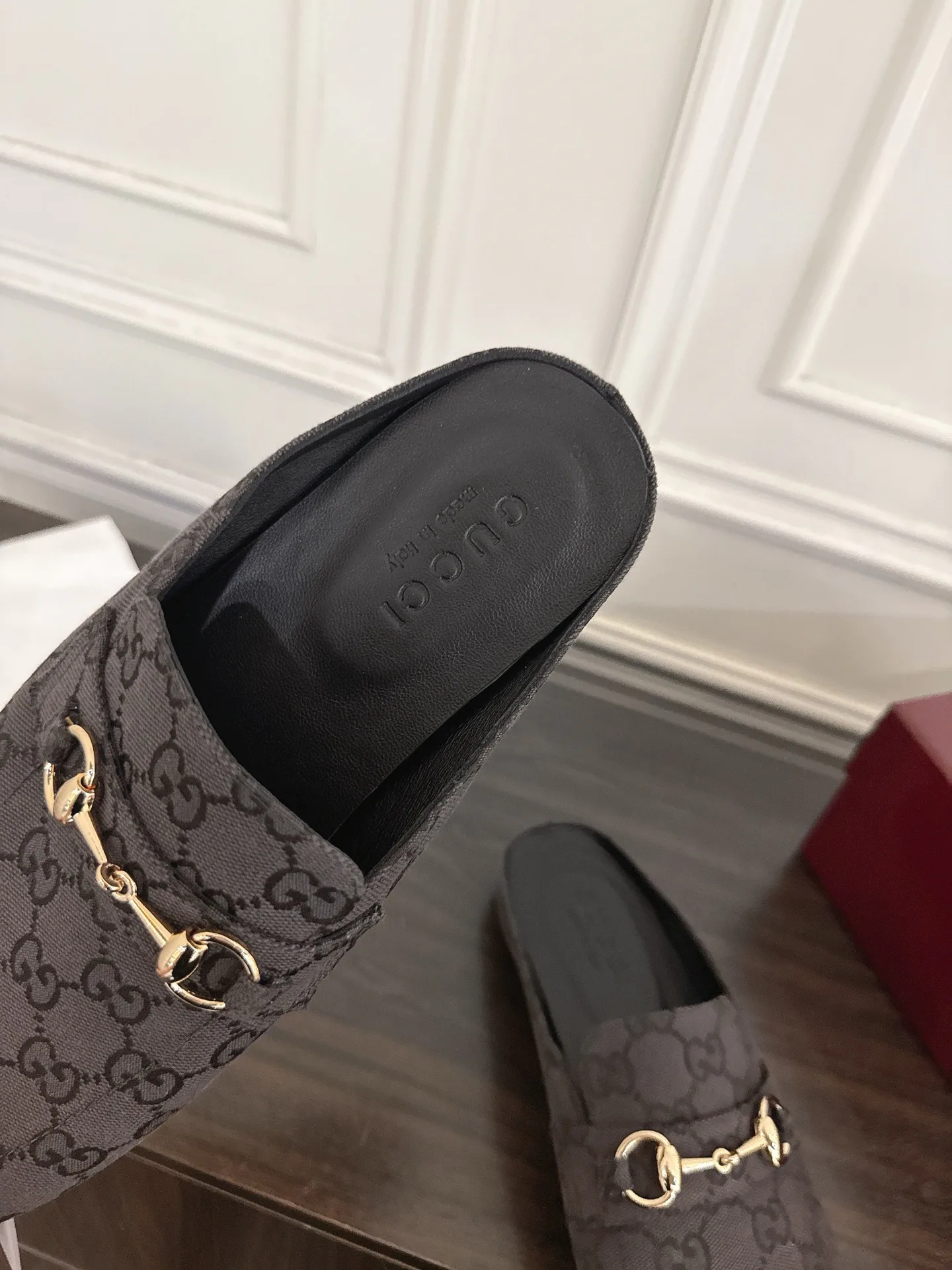 Women's Mules And Clogs GUCCI 17956787