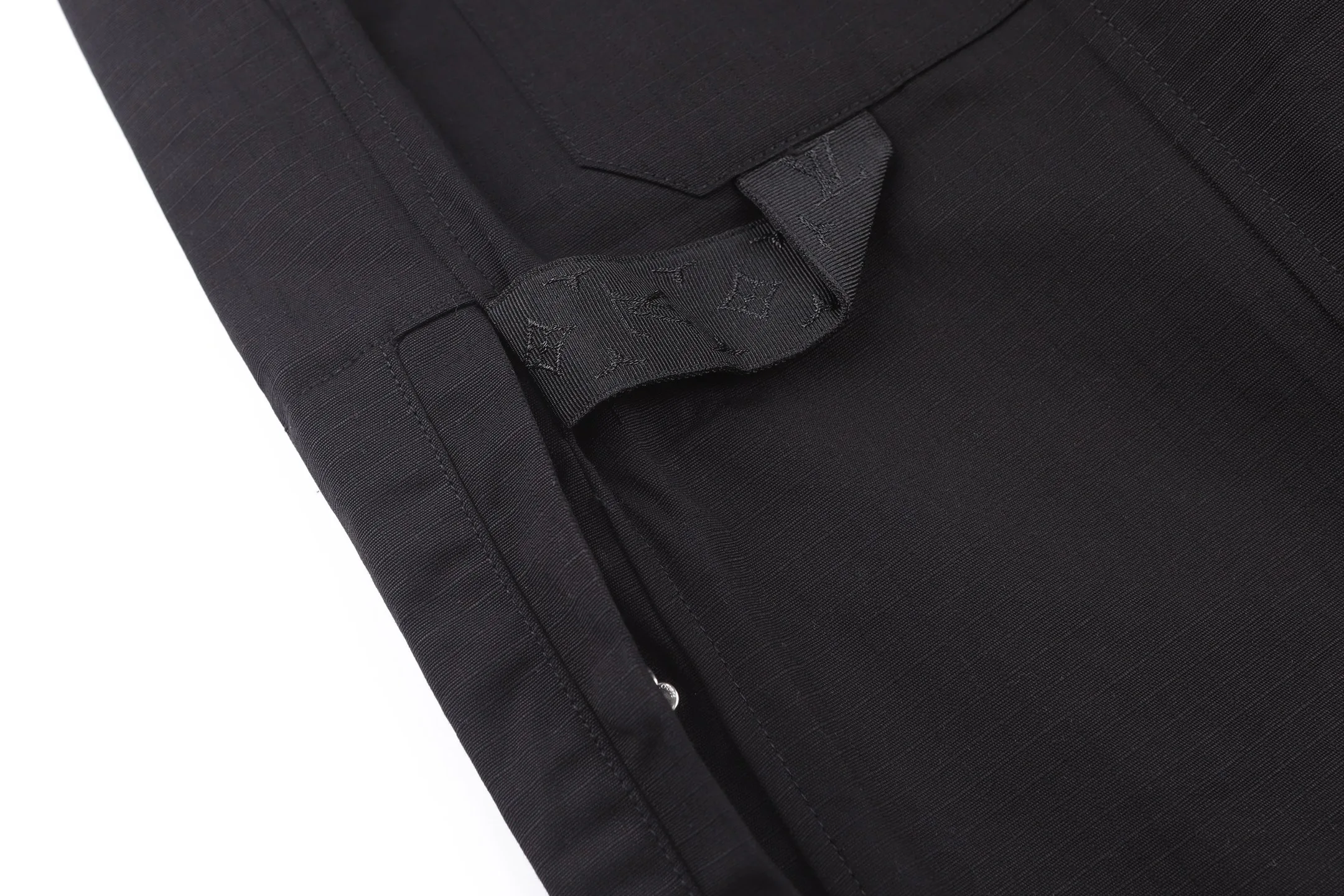 Men's Trousers LOUIS VUITTON 18393959