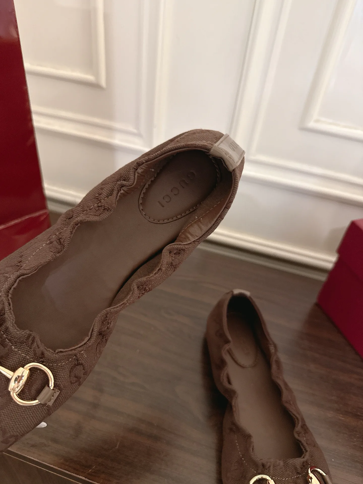 Women's Ballet Flats GUCCI 18135547