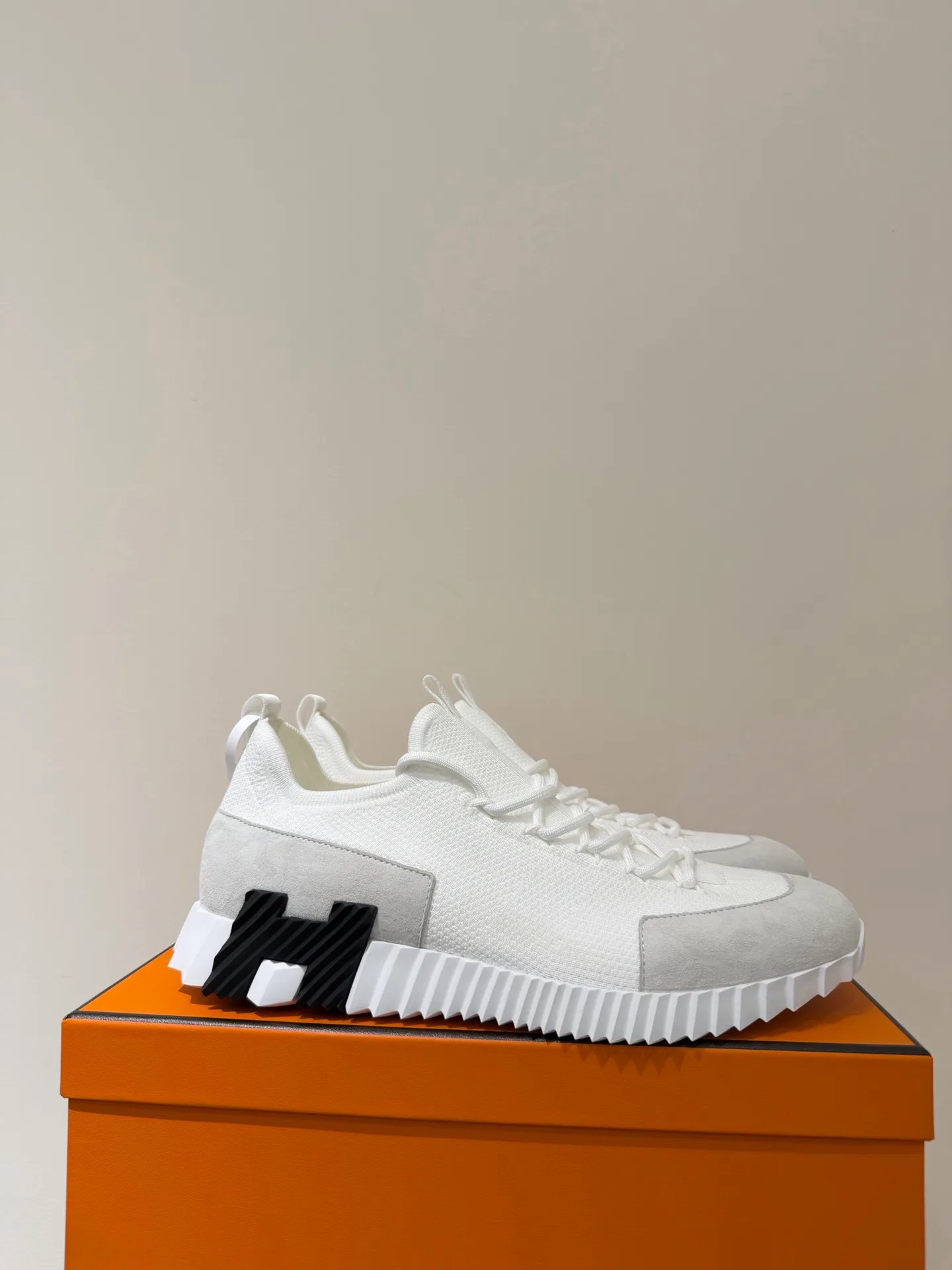 Men's Sneakers HERMES 17956576