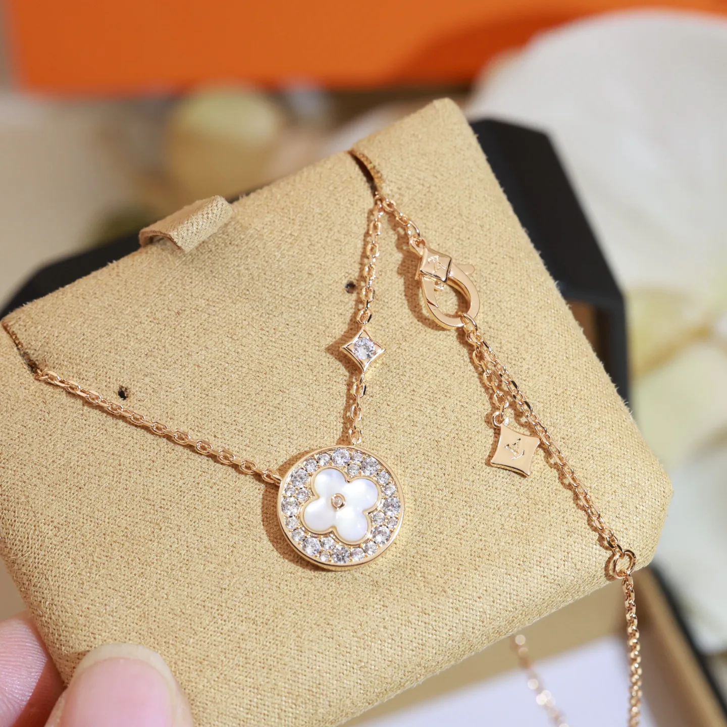 Jewelry LOUIS VUITTON 17420536