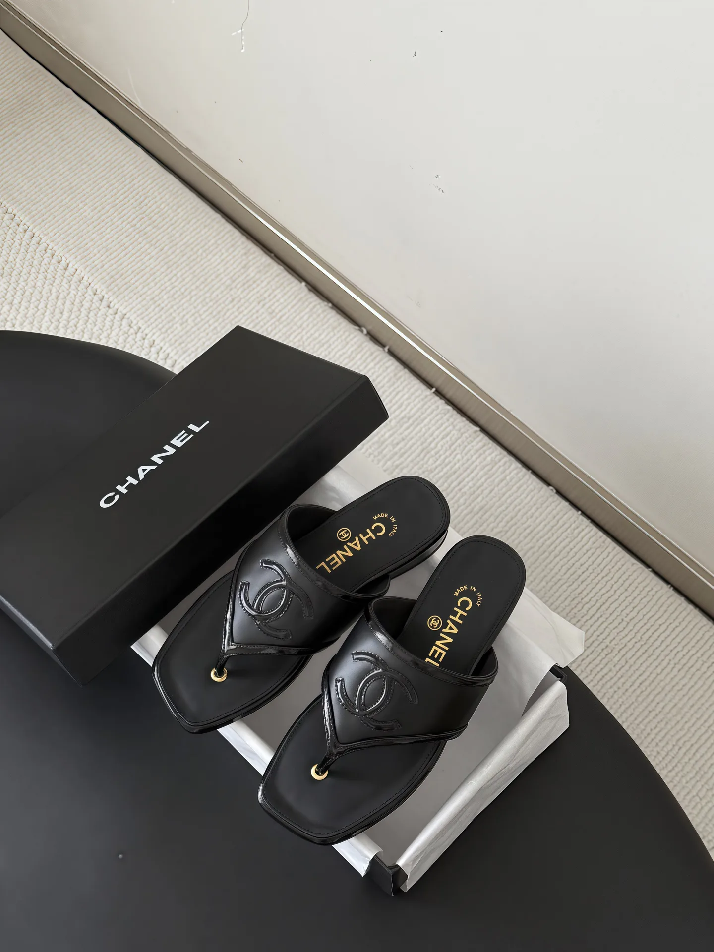 Women's Flip-Flops CHANEL 17526761