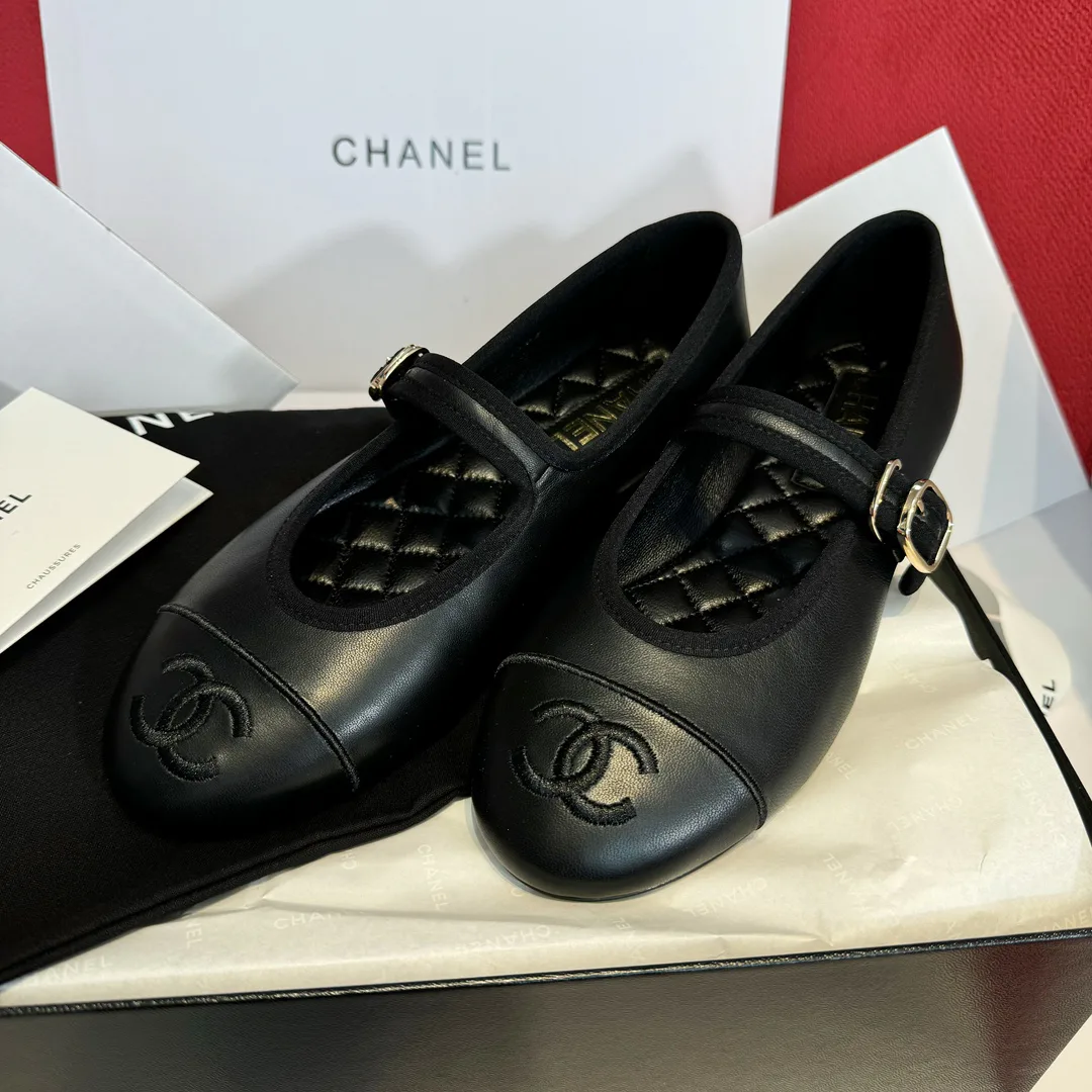 Women's Heels CHANEL 18067041