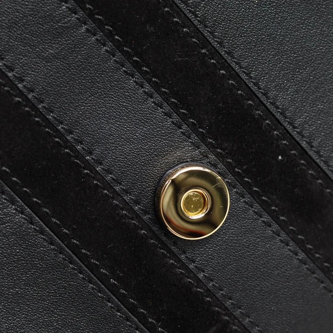 Women's Classic Handbags GUCCI 18463111