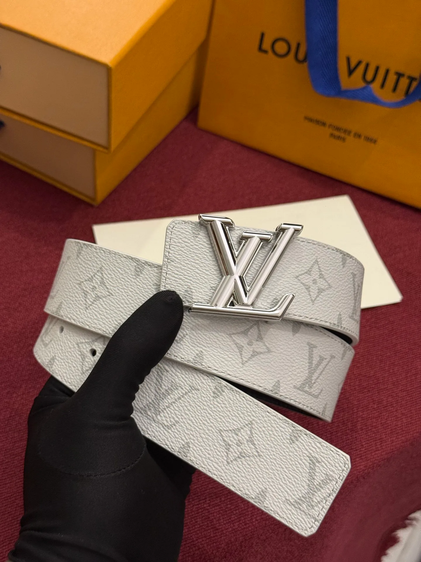 Belts LOUIS VUITTON 17623382