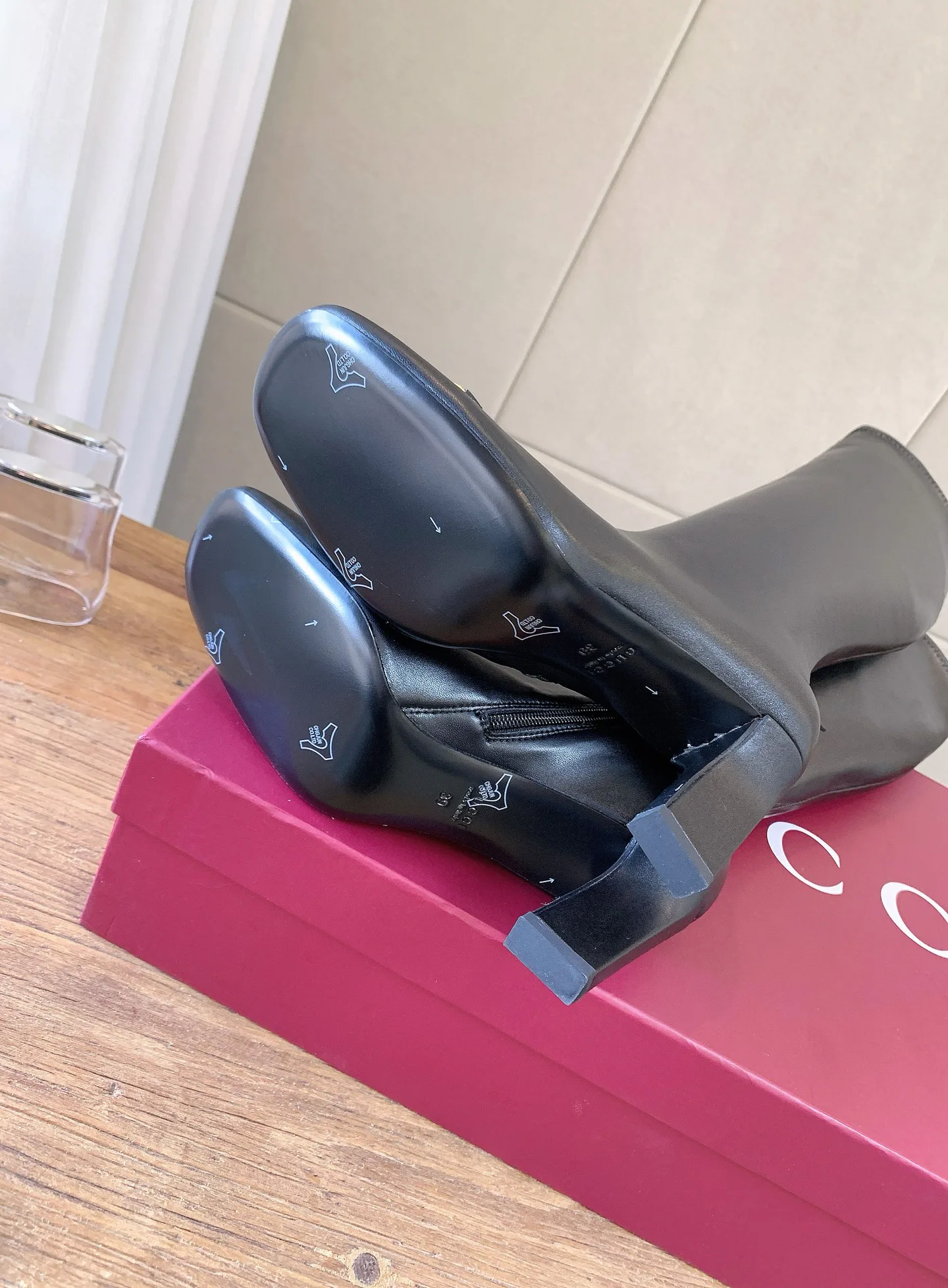 Women's Boots GUCCI 17977199