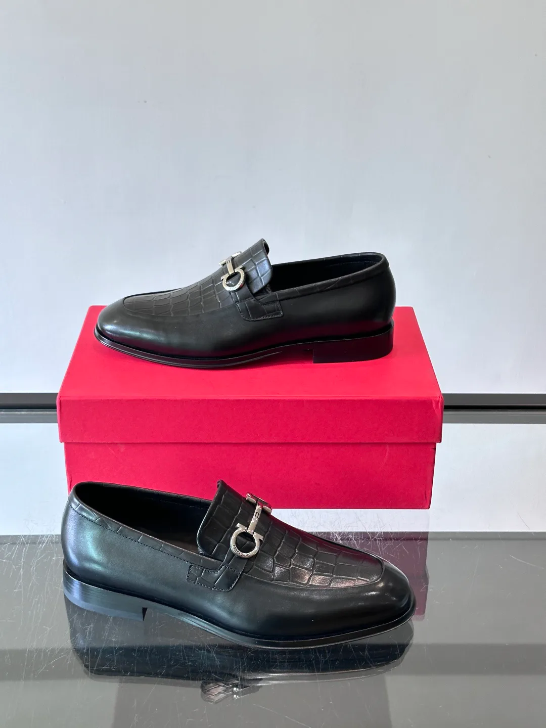 Men's Loafers And Dress Shoes SALVATORE FERRAGAMO 18274548
