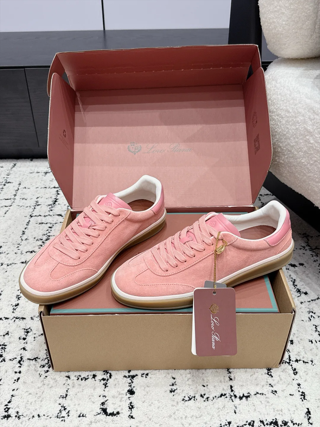 Women's Sneakers LORO PIANA 18133298