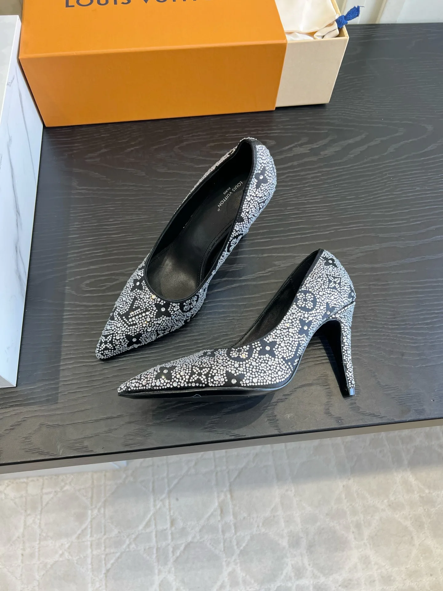 Women's Heels LOUIS VUITTON 18152244