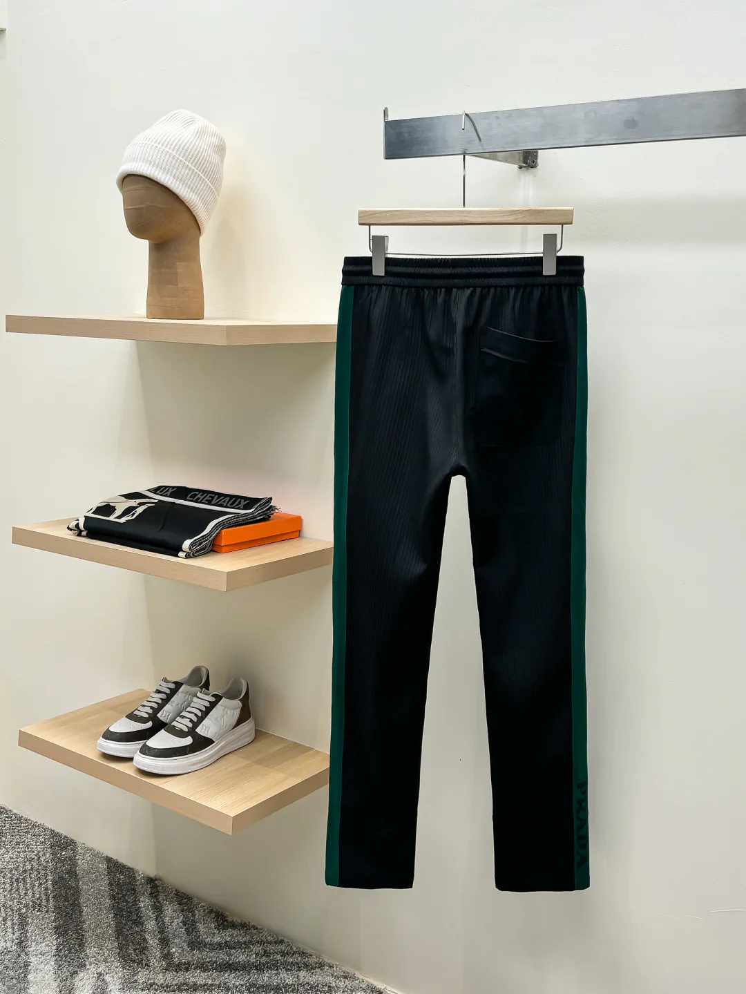 Men's Trousers PRADA 18499222