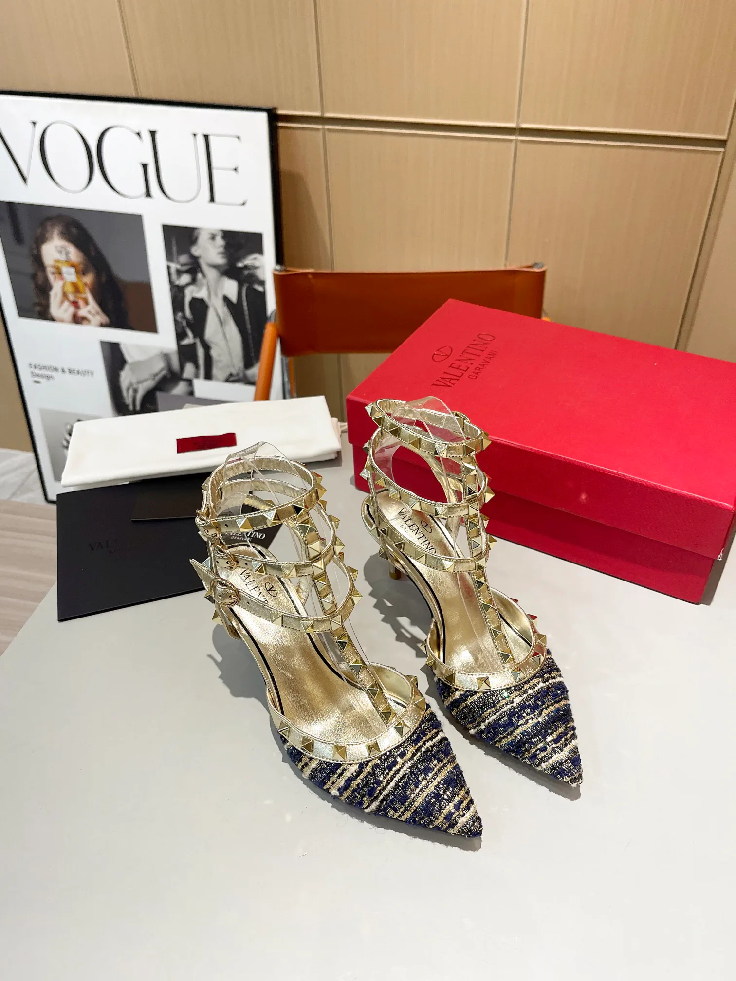 Women's Heels VALENTINO 17956802