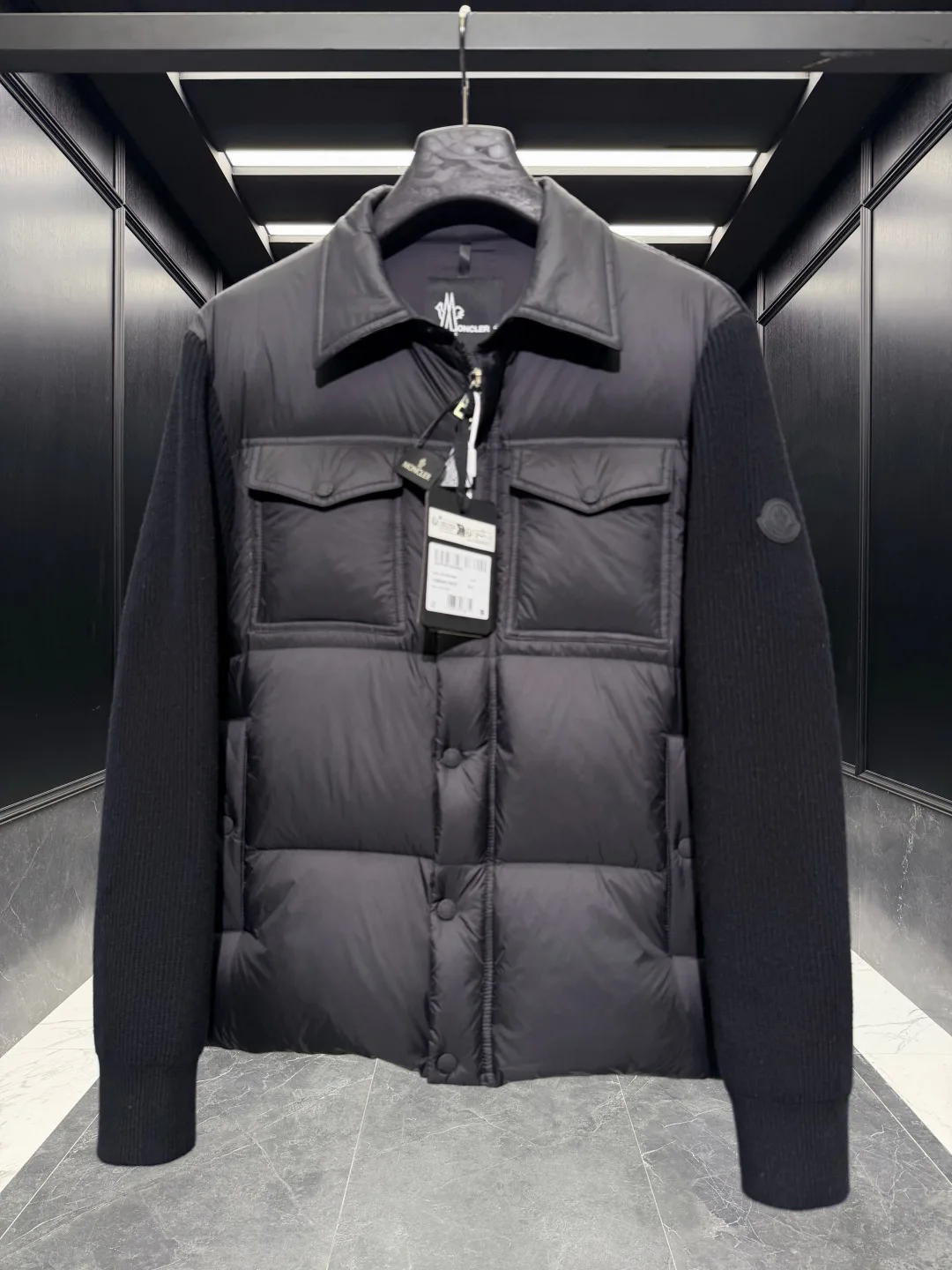 Men's Jackets And Down Jackets MONCLER 18416867