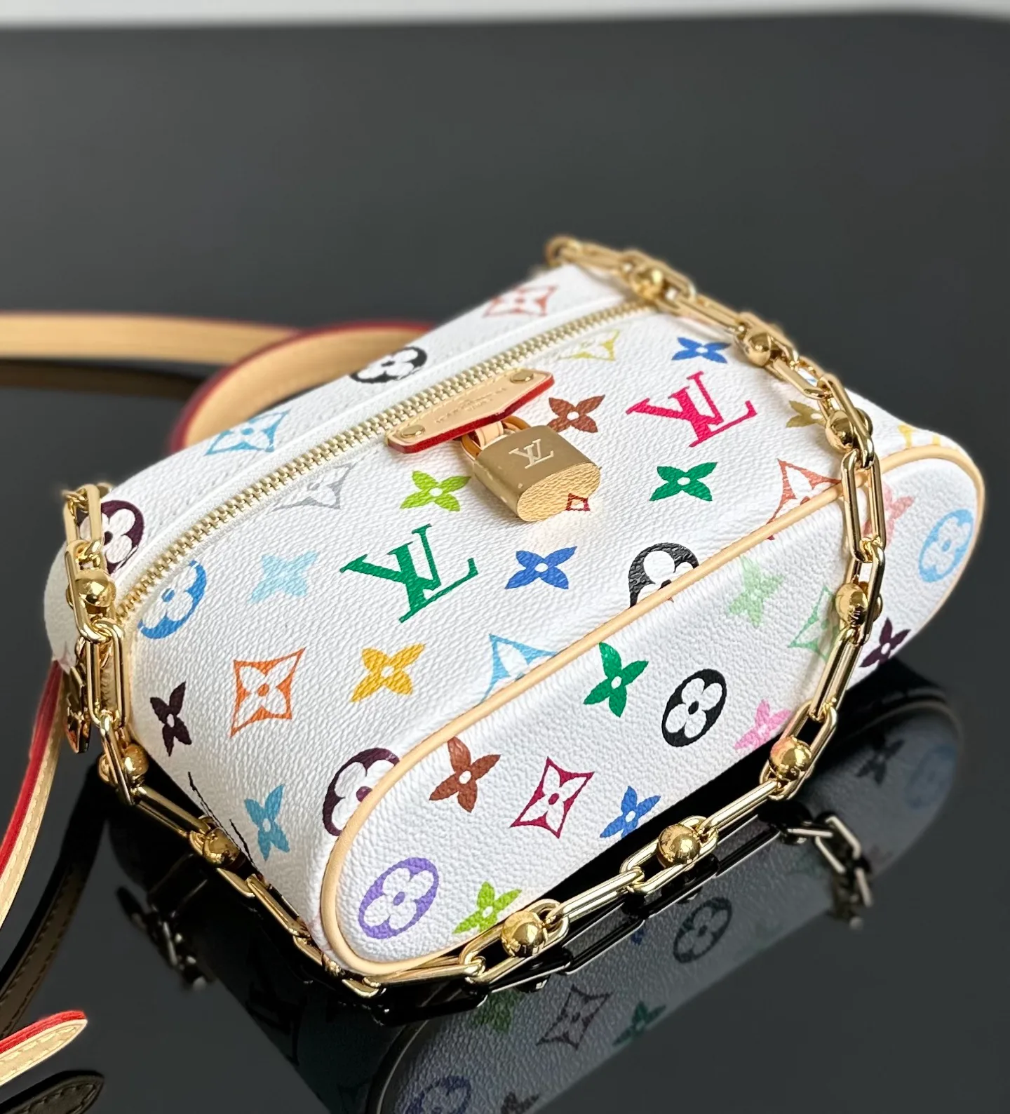 Women's Classic Handbags LOUIS VUITTON 18376439