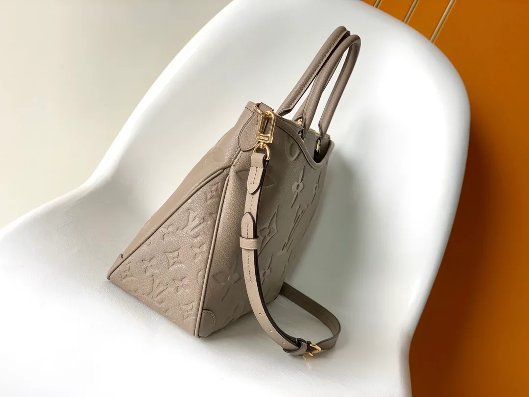 Women's Classic Handbags LOUIS VUITTON 17949192