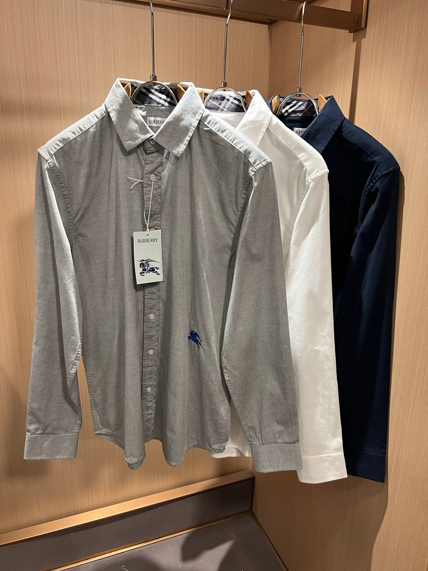 Men's Shirts BURBERRY 18395746