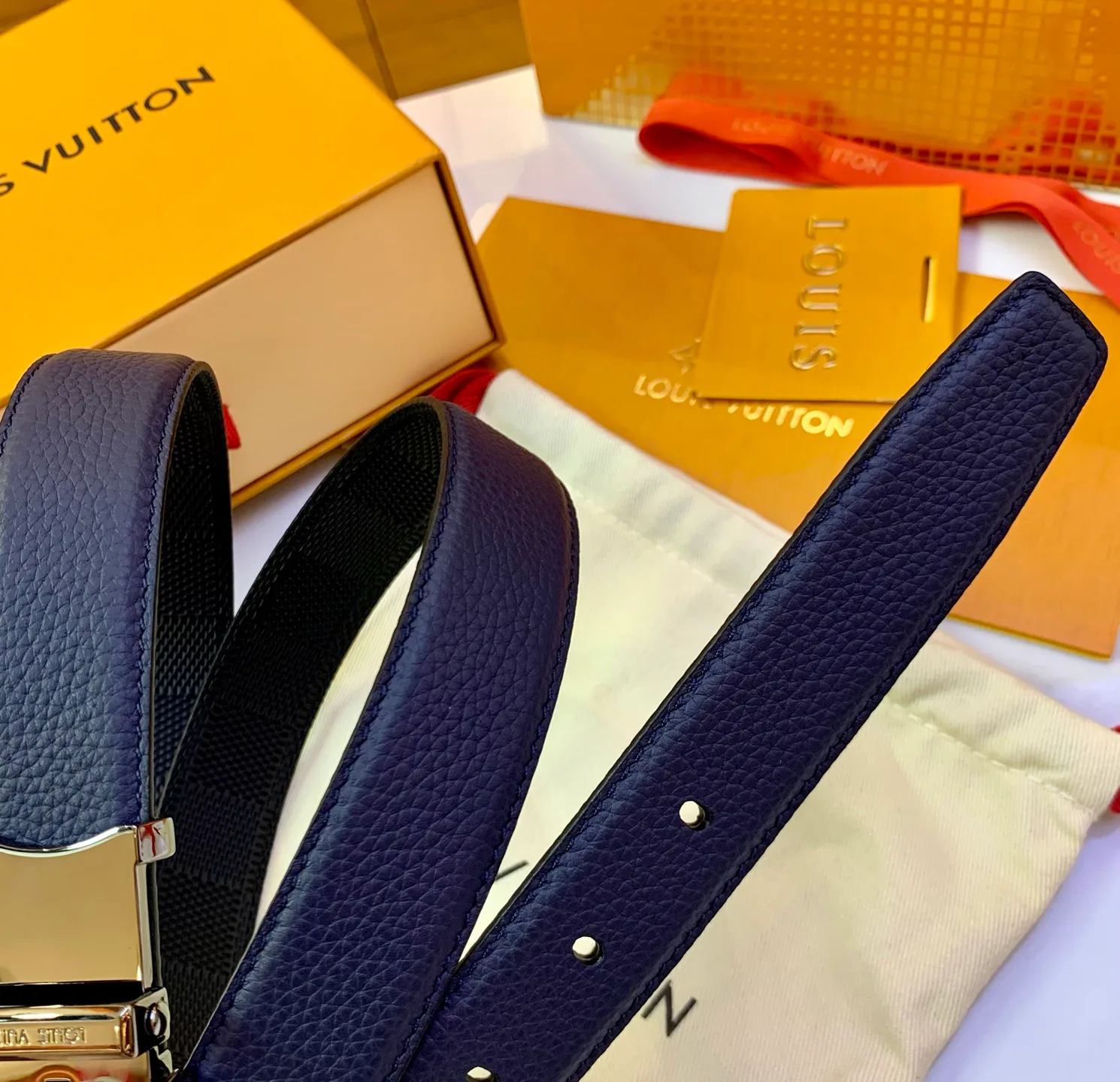 Belts LOUIS VUITTON 17638908