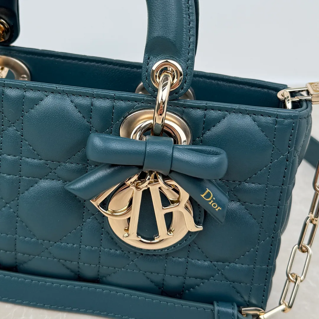 Women's Classic Handbags CHRISTIAN DIOR 18242048