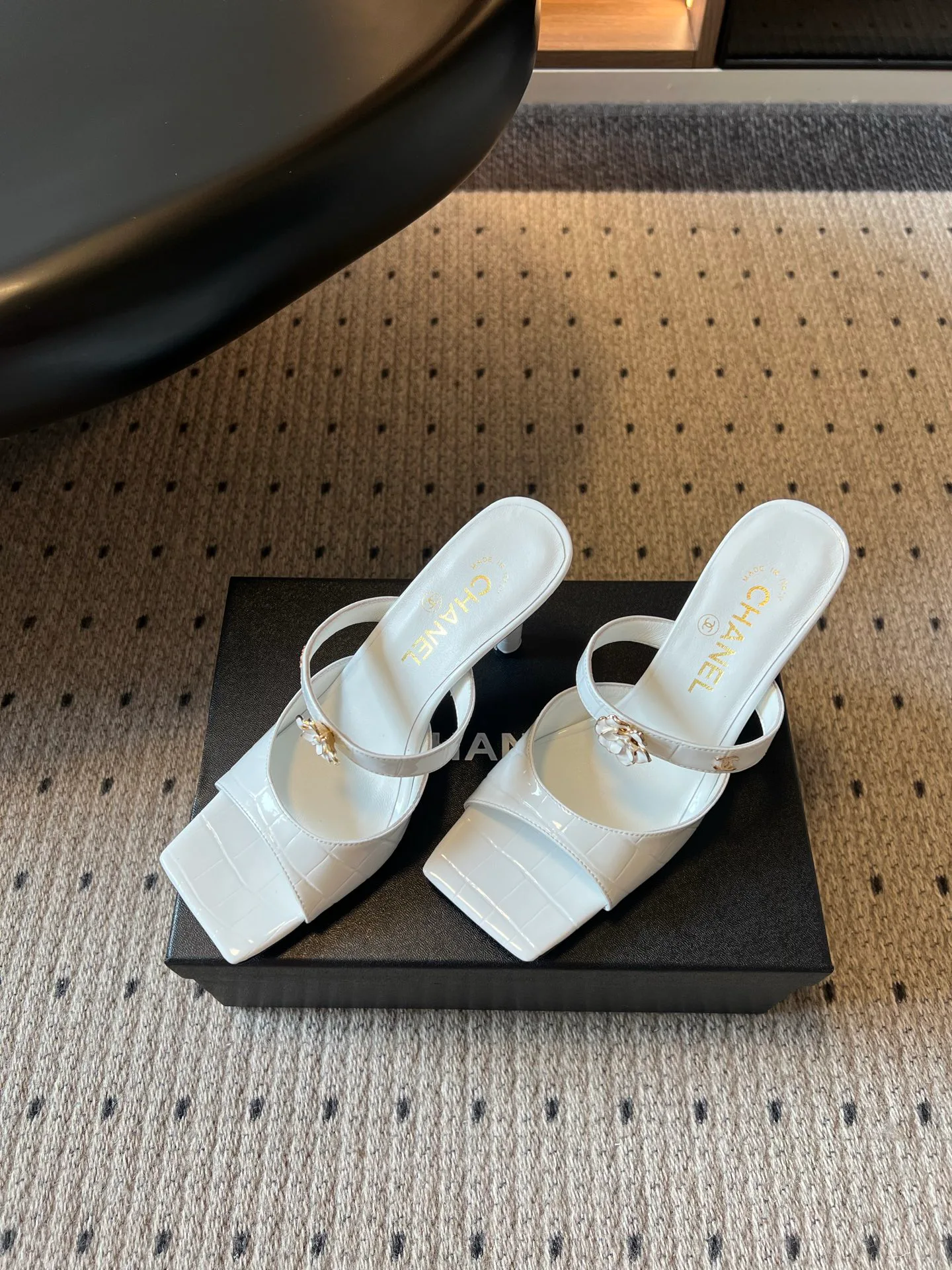 Women's Open-Toe Sandals CHANEL 17014737