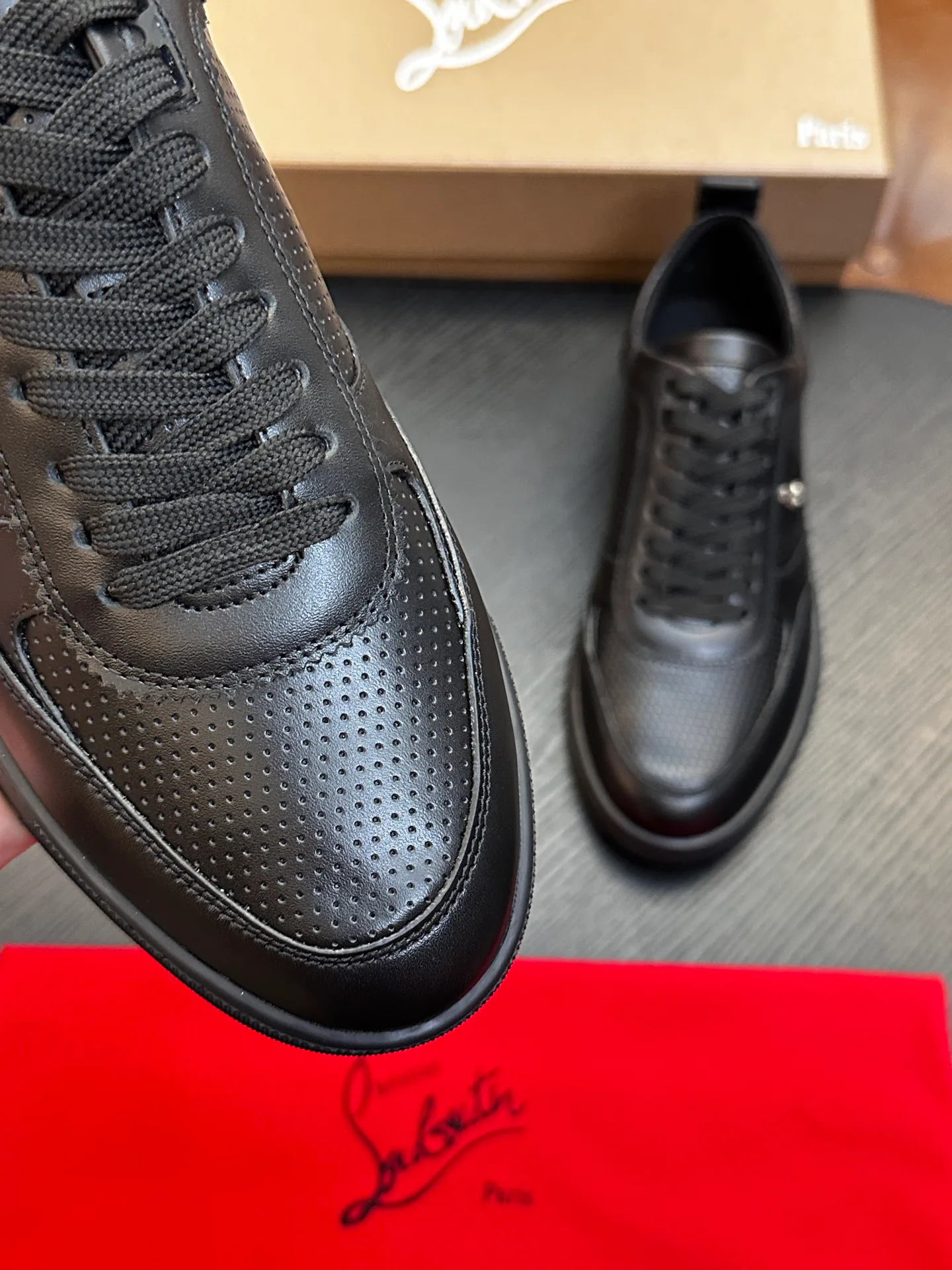 Men's Sneakers CHRISTIAN LOUBOUTIN 17125916