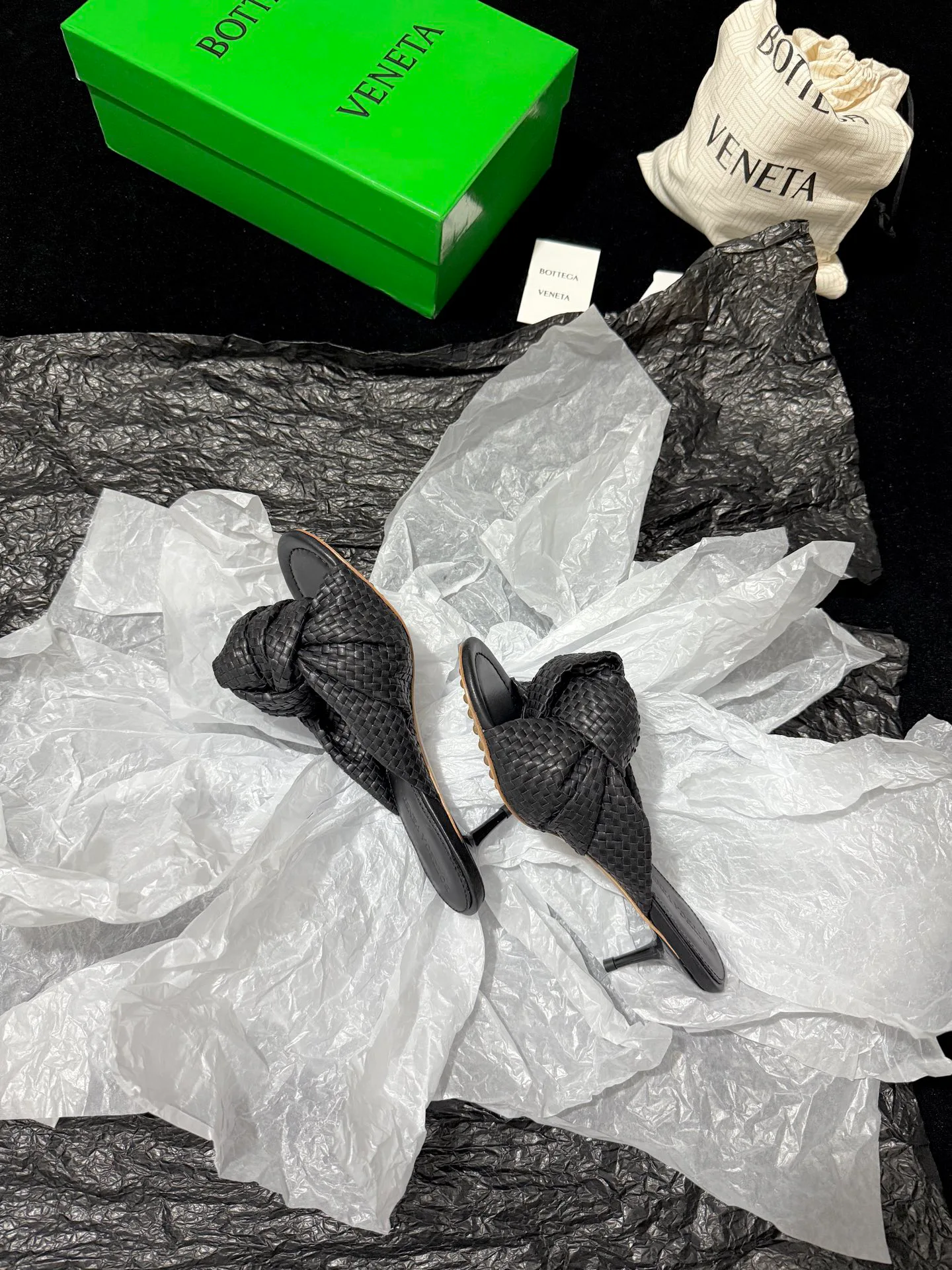 Women's Mules And Clogs BOTTEGA VENETA 18110651