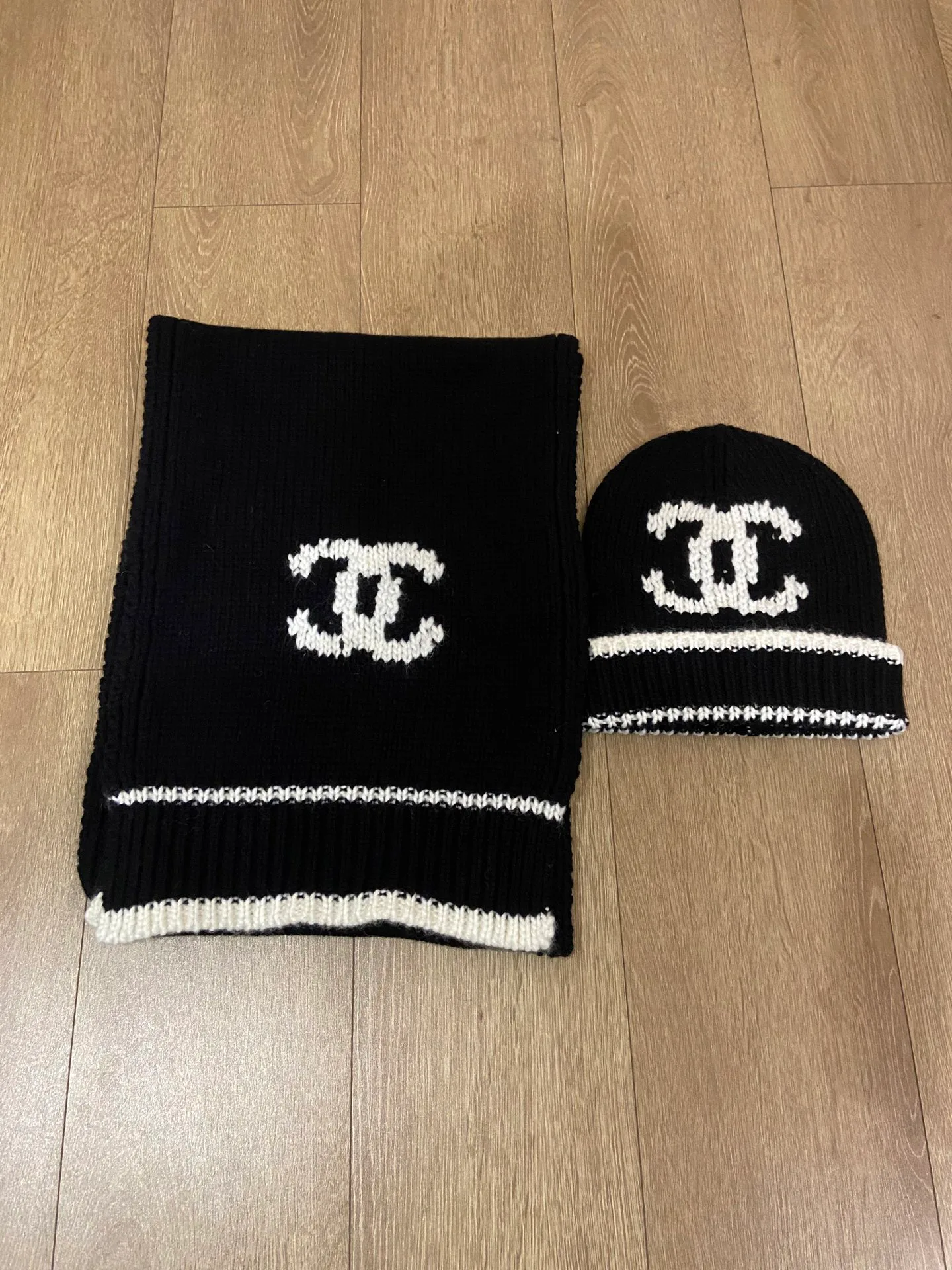 Scarves CHANEL 18088244