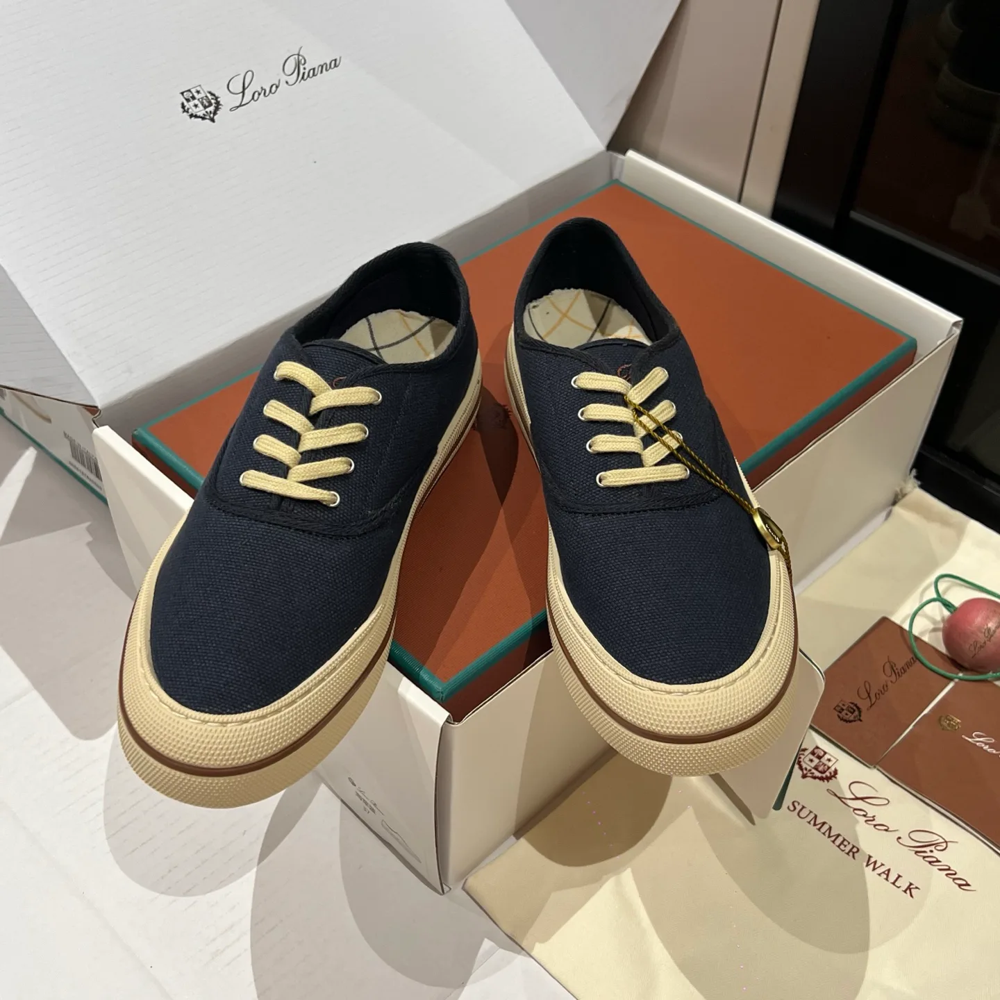 Women's Canvas Shoes LORO PIANA 17415045