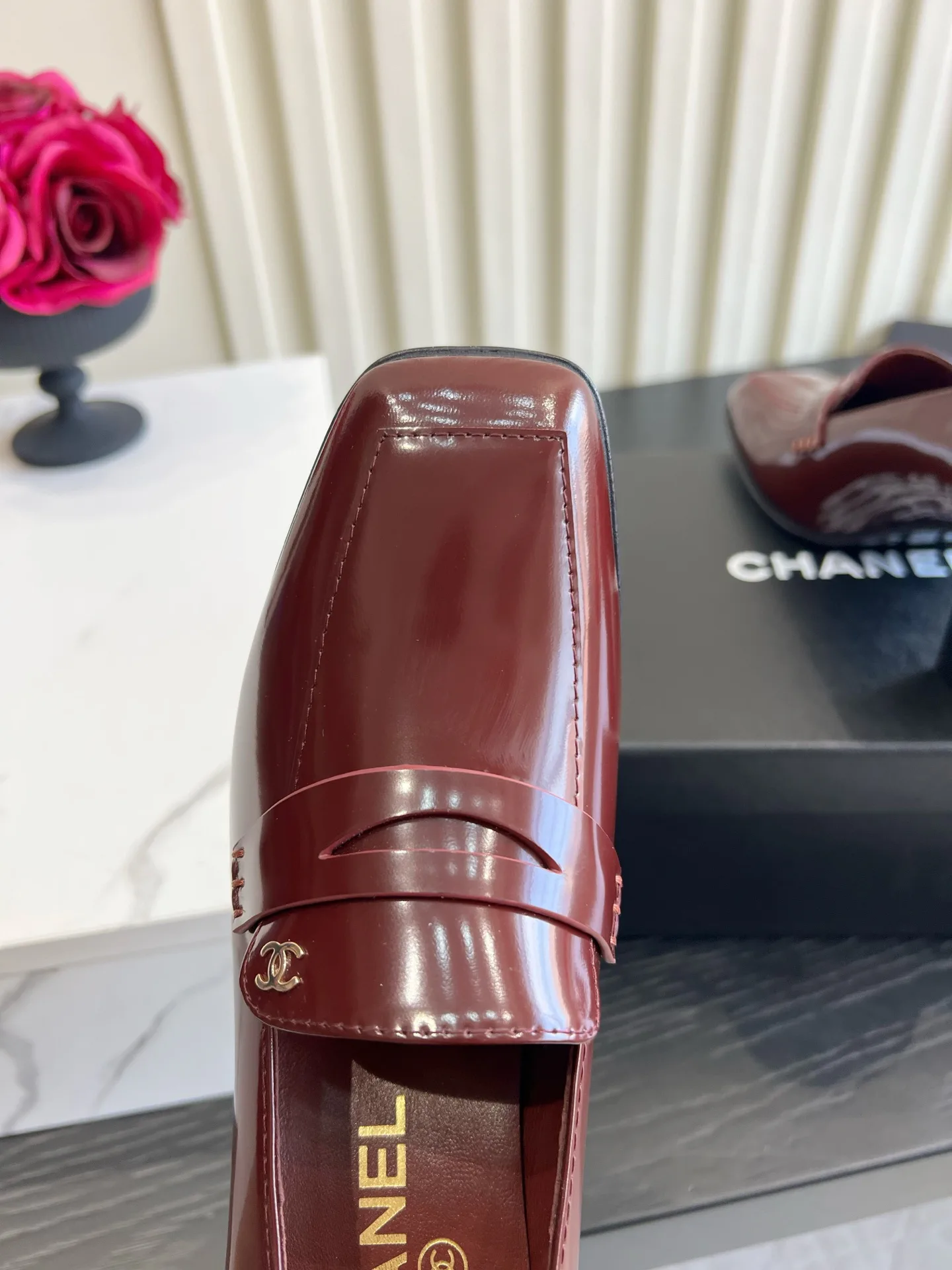 Women's Loafers And Moccasins CHANEL 18223043