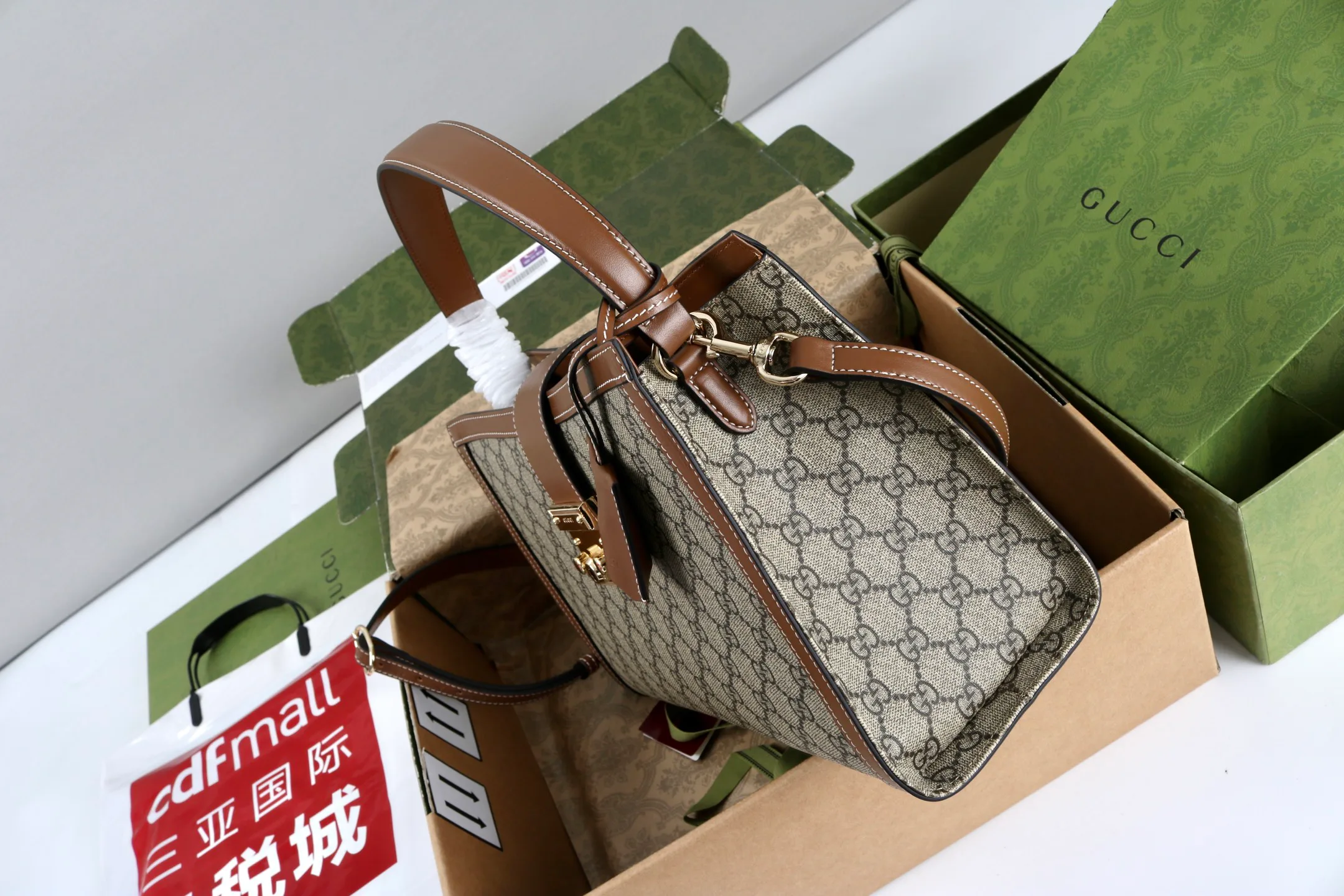 Women's Classic Handbags GUCCI 18361916