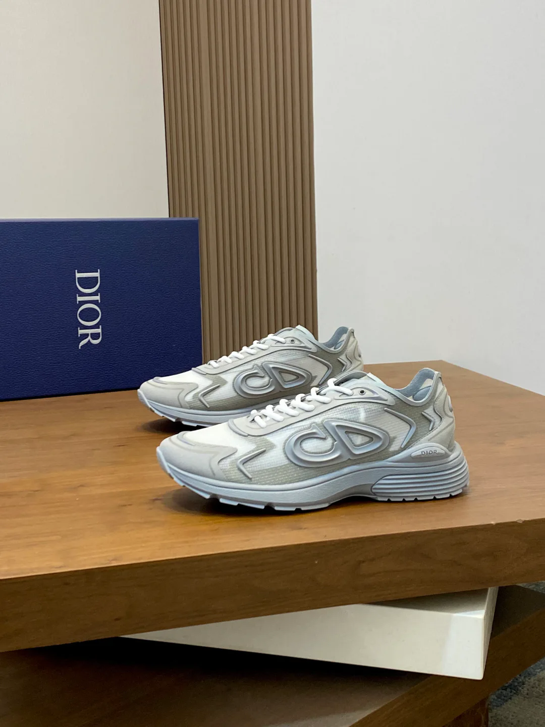 Women's Sneakers CHRISTIAN DIOR 17342977