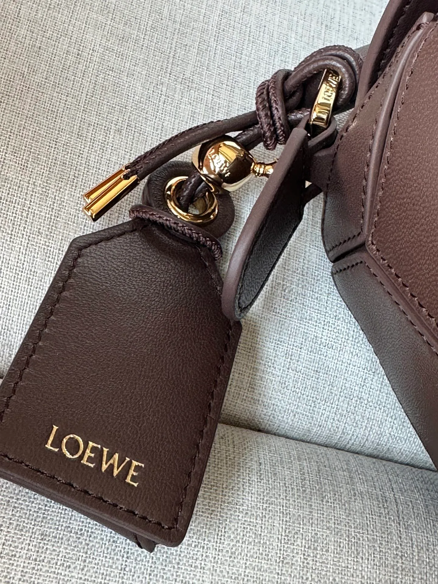 Women's Classic Handbags LOEWE 18434823