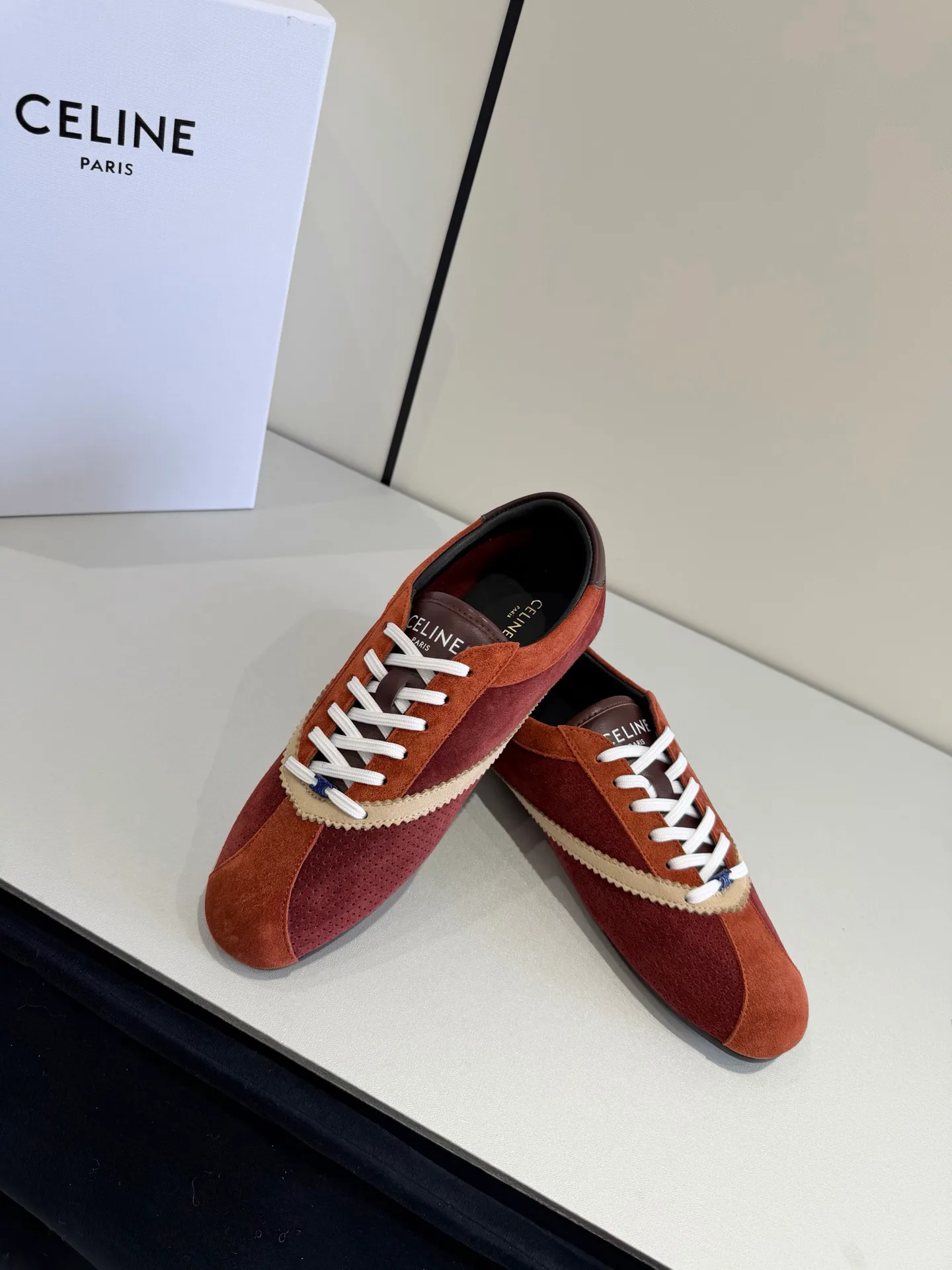 Women's Sneakers CELINE 17977150