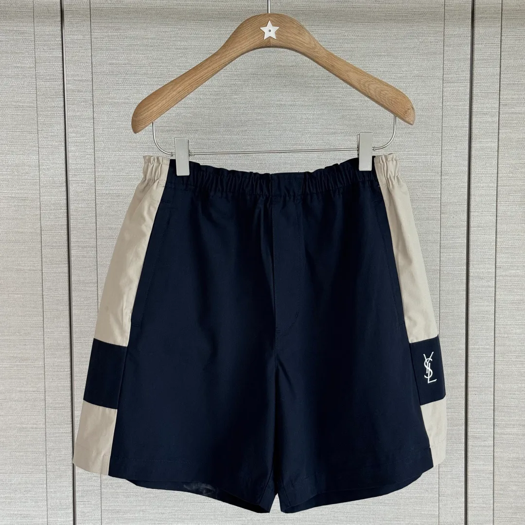 Women's Shorts SAINT LAURENT 17776941