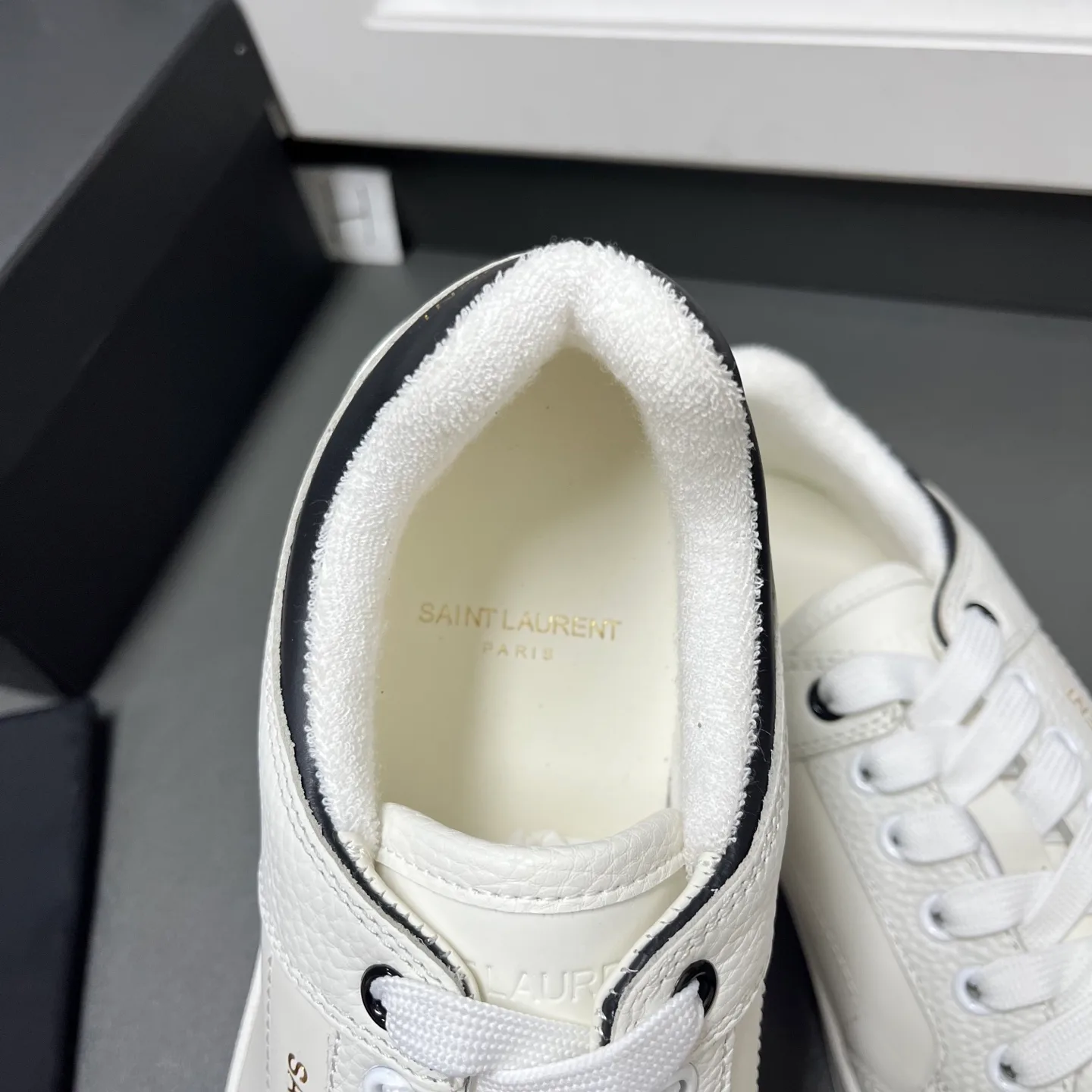 Men's Sneakers SAINT LAURENT 17636687