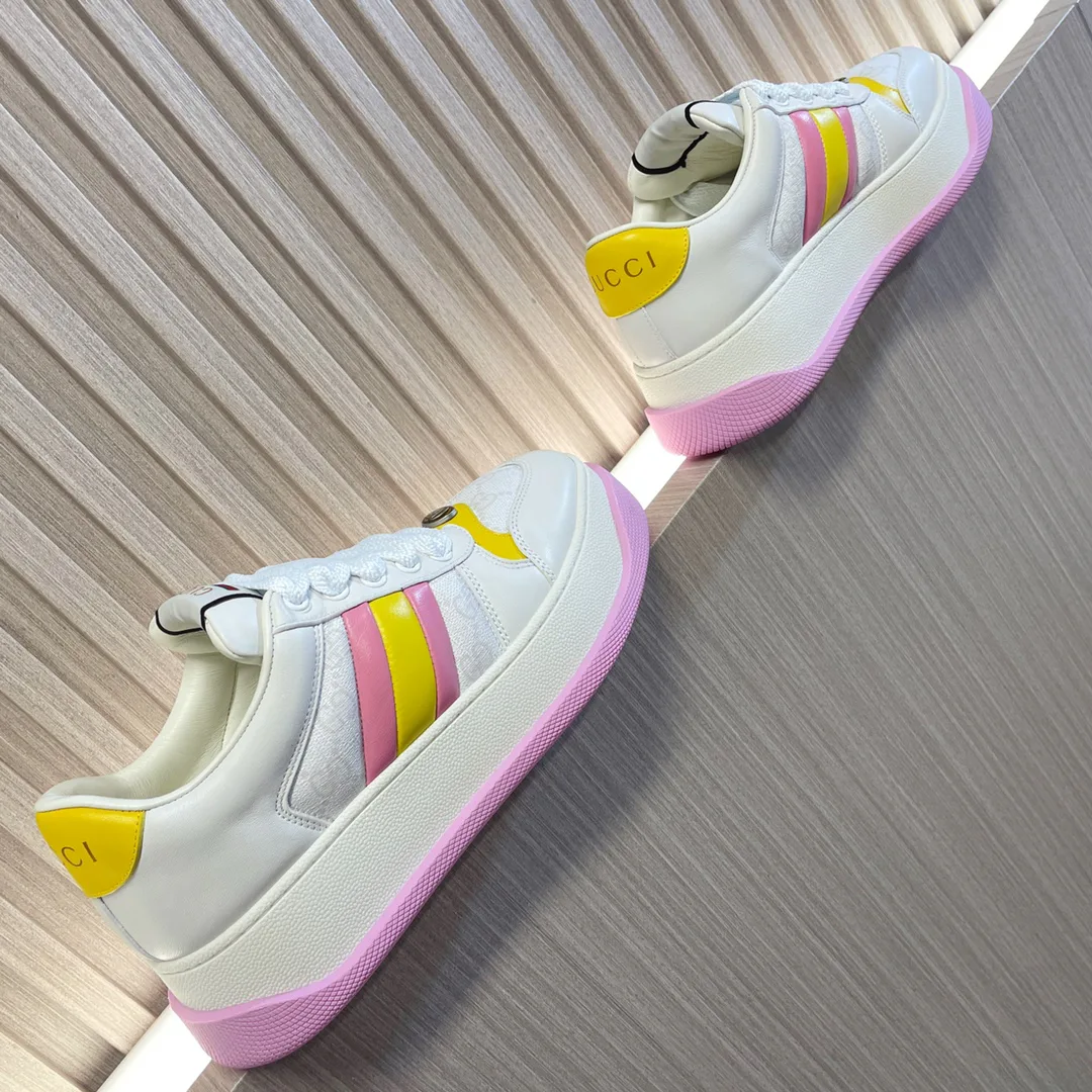 Women's Sneakers GUCCI 18011396